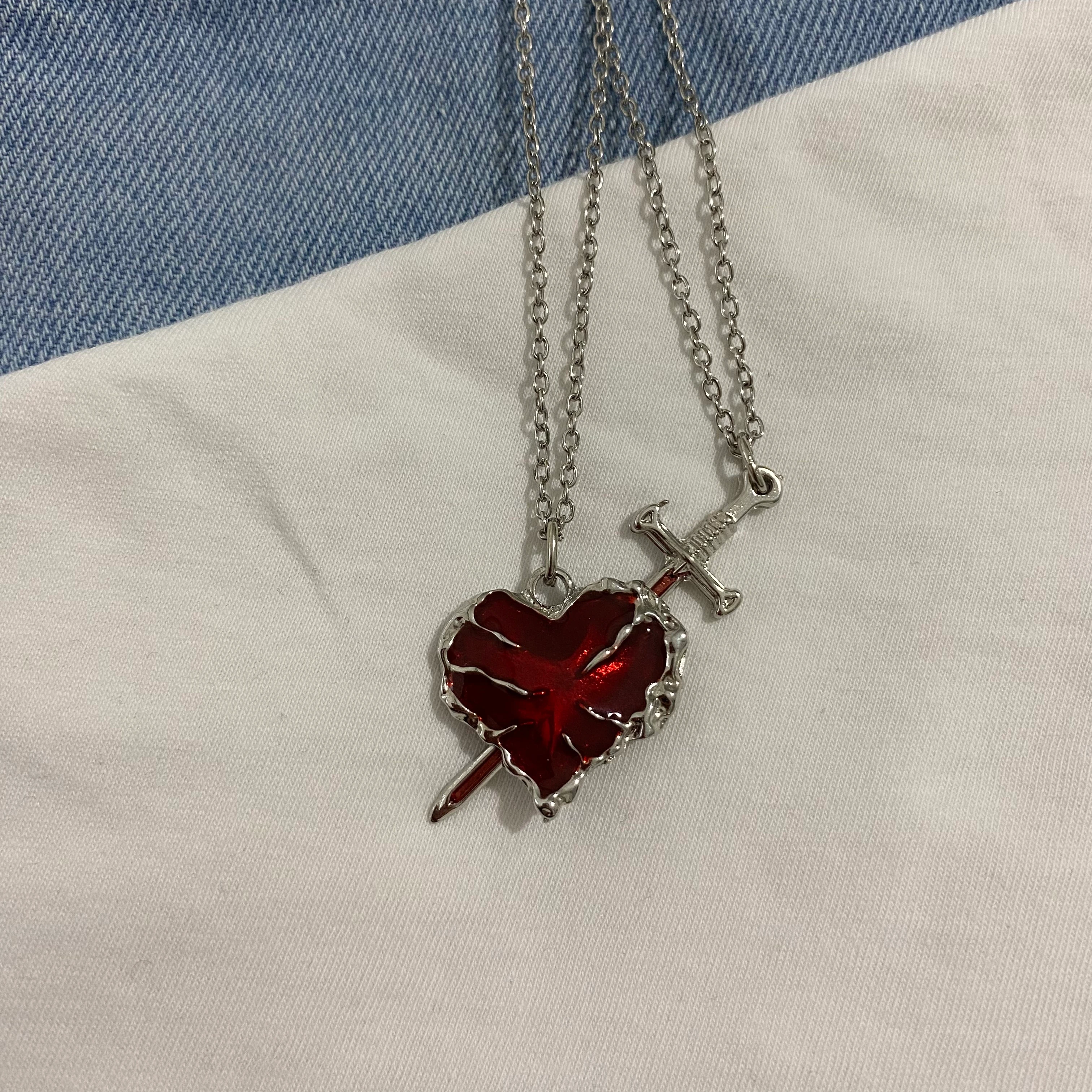 Kalp Kılıç Çift Kolye