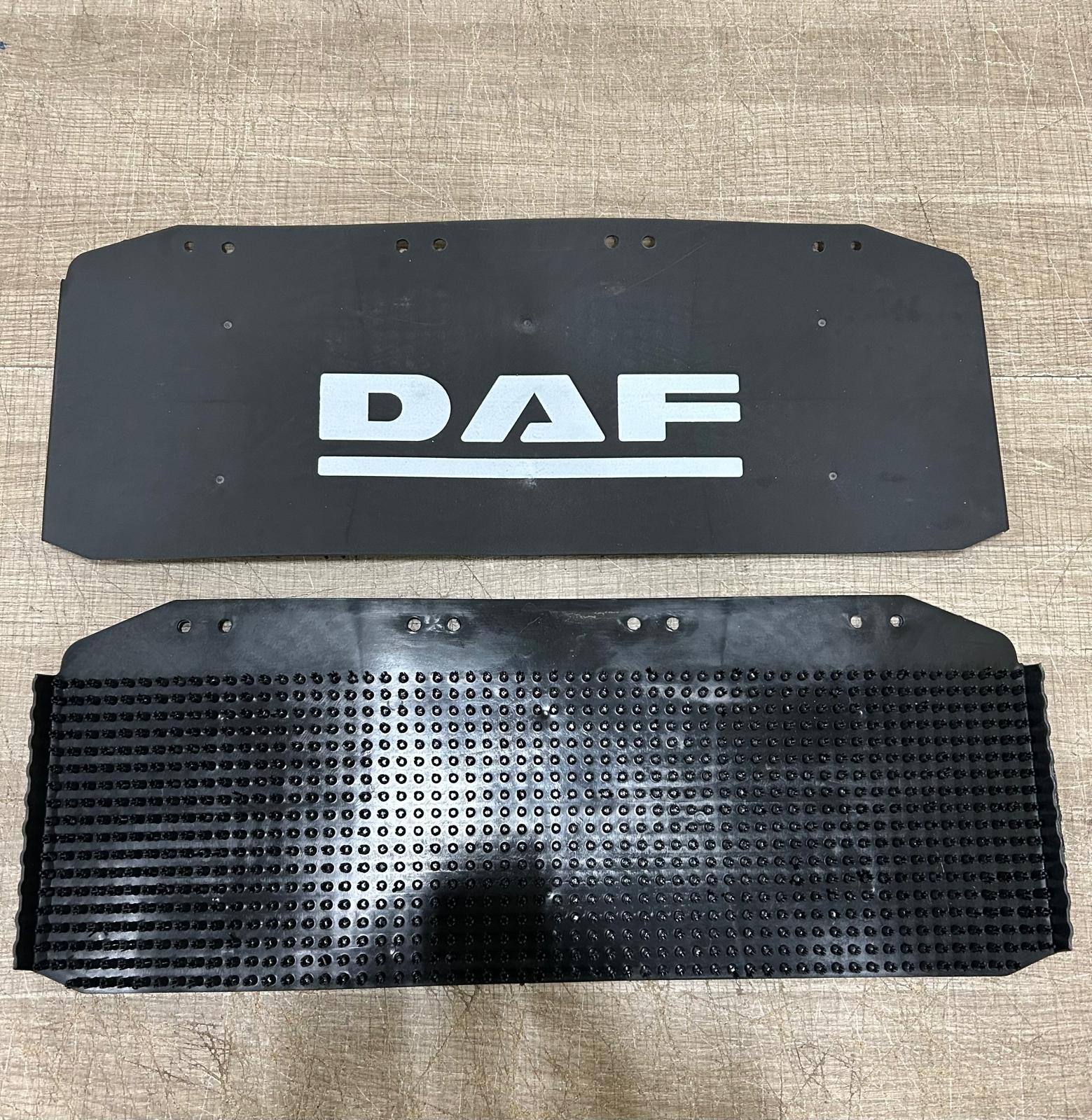 DAF YAZILI DİKENLİ TOZLUK PASPAS TAKIMI (TAKIM)