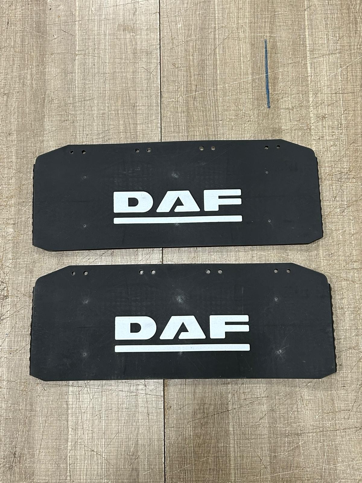 DAF YAZILI DİKENLİ TOZLUK PASPAS TAKIMI (TAKIM)