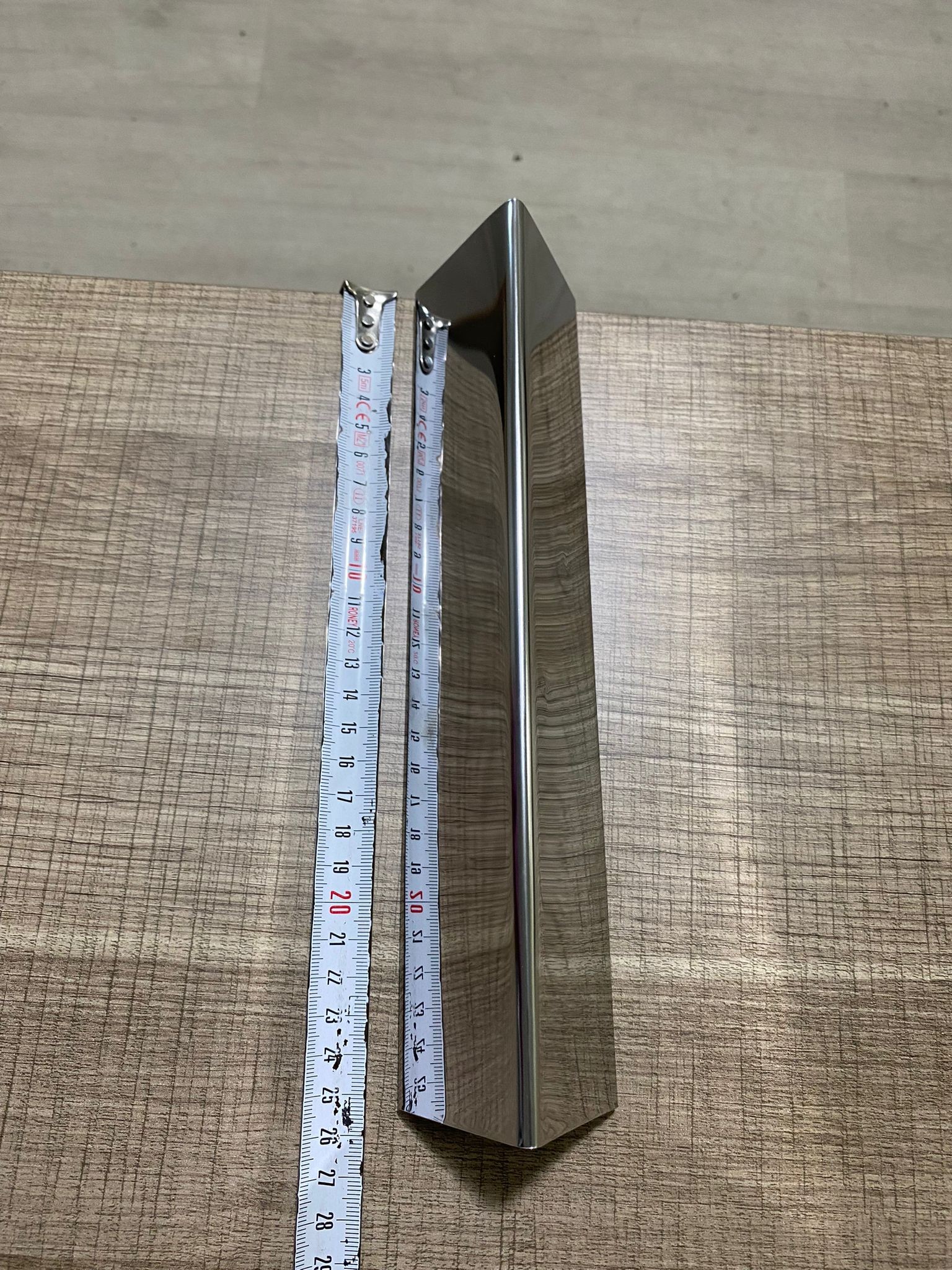 Piramit Fırfır Üçgen Fırfır Jant Kapağı Fırfır 25 Cm 1 Adet