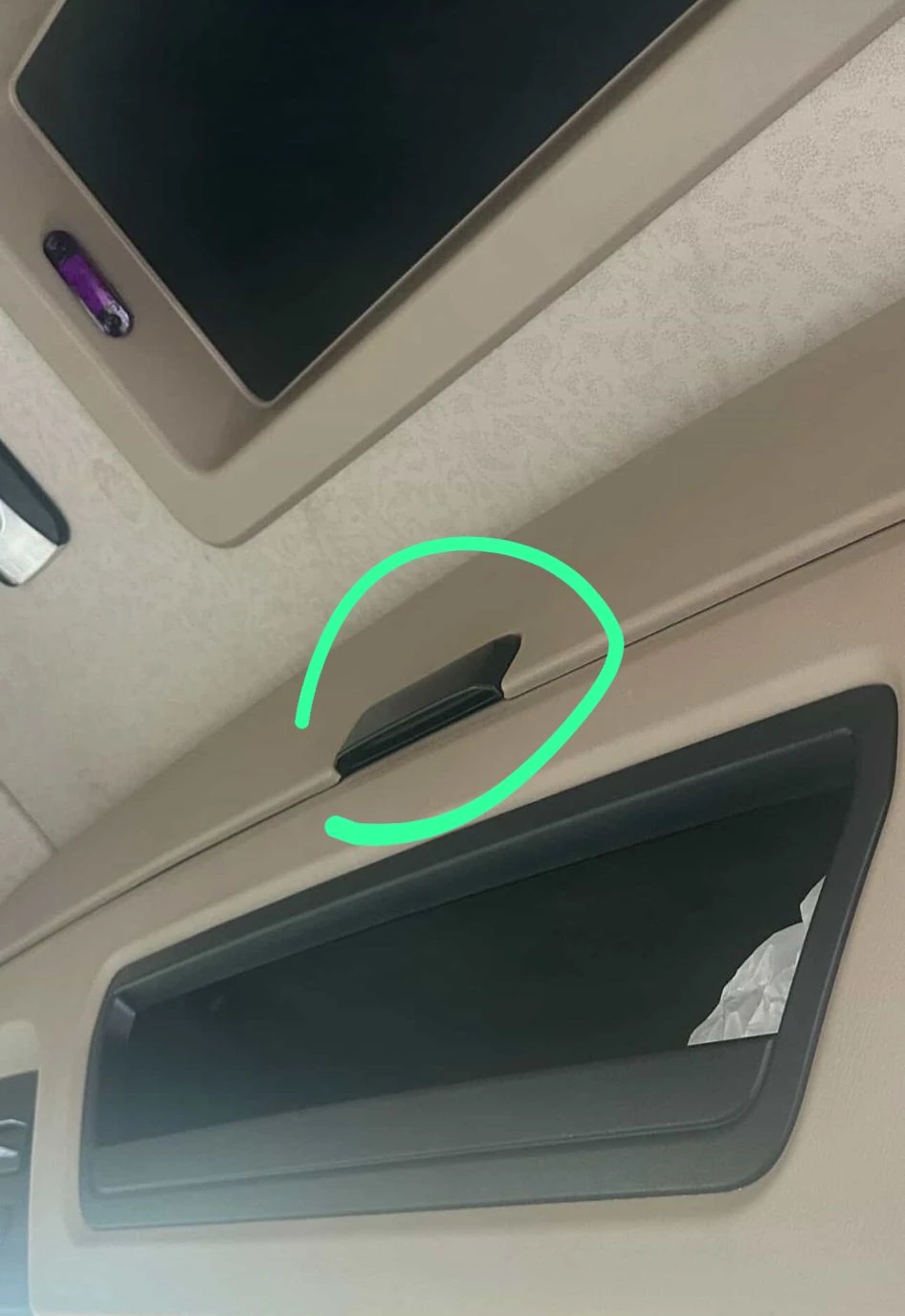 ACTROS MP4/MP5/MP6 ÜST DOLAP KİLİDİ MANDALI 0008404985