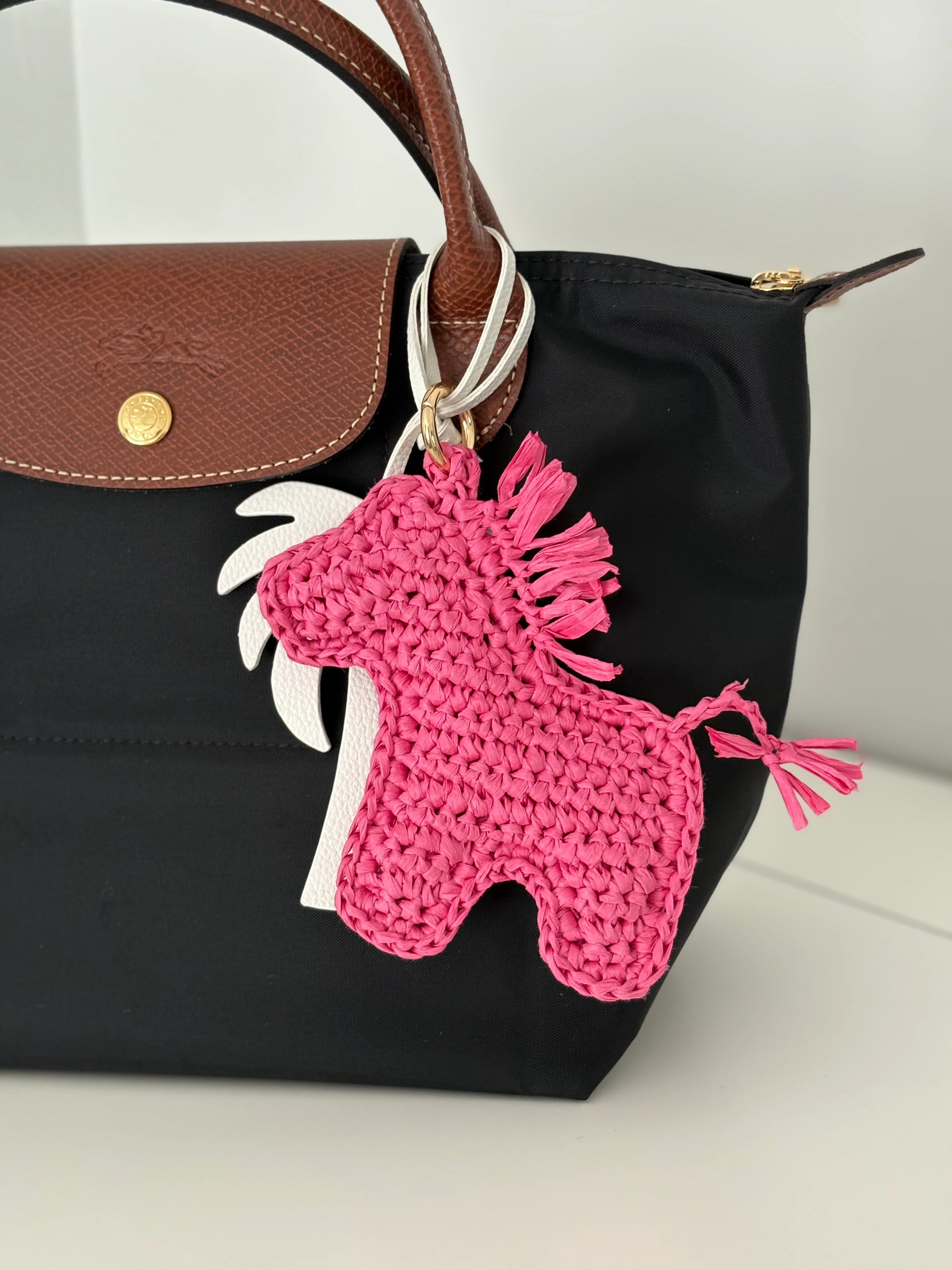 el örmesi çanta charmı