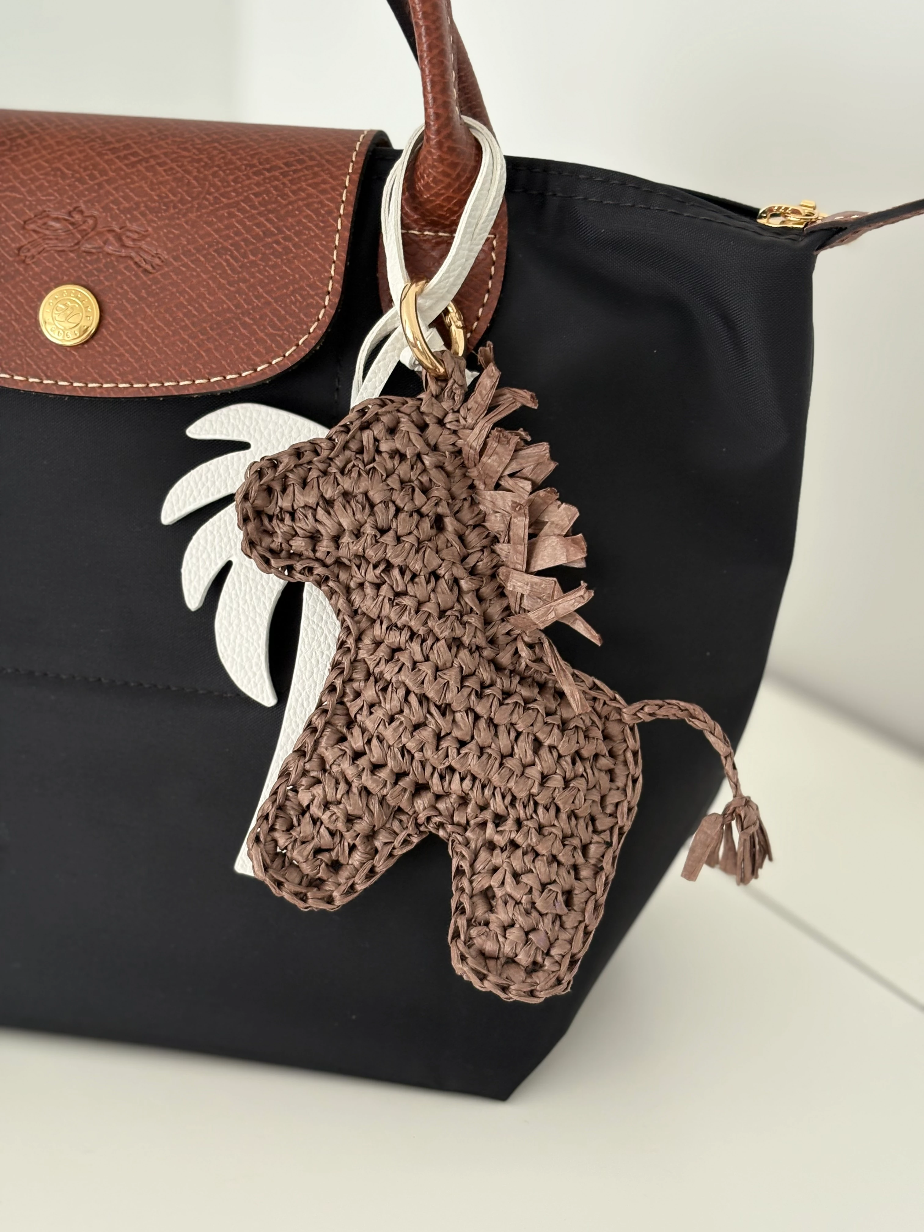 el örmesi çanta charmı