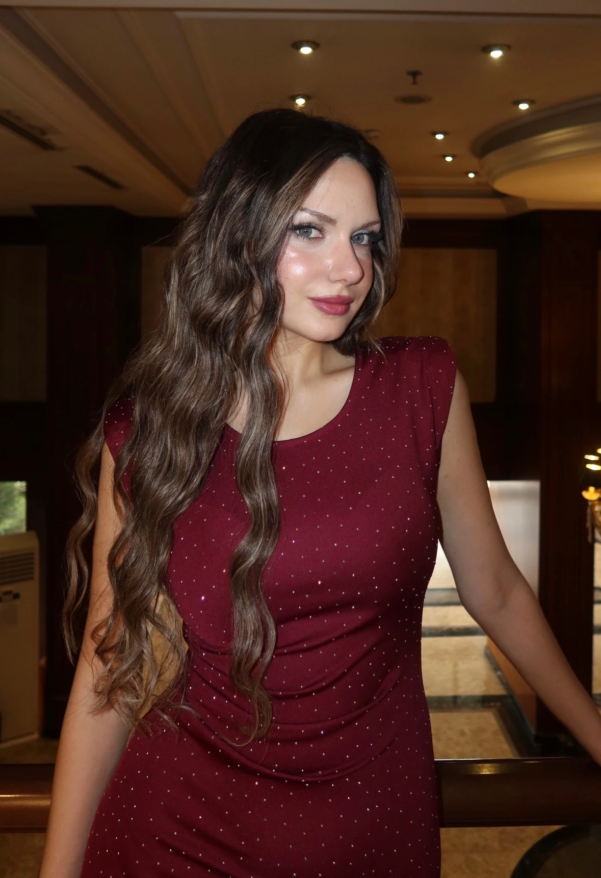 Mona Taşlı Elbise