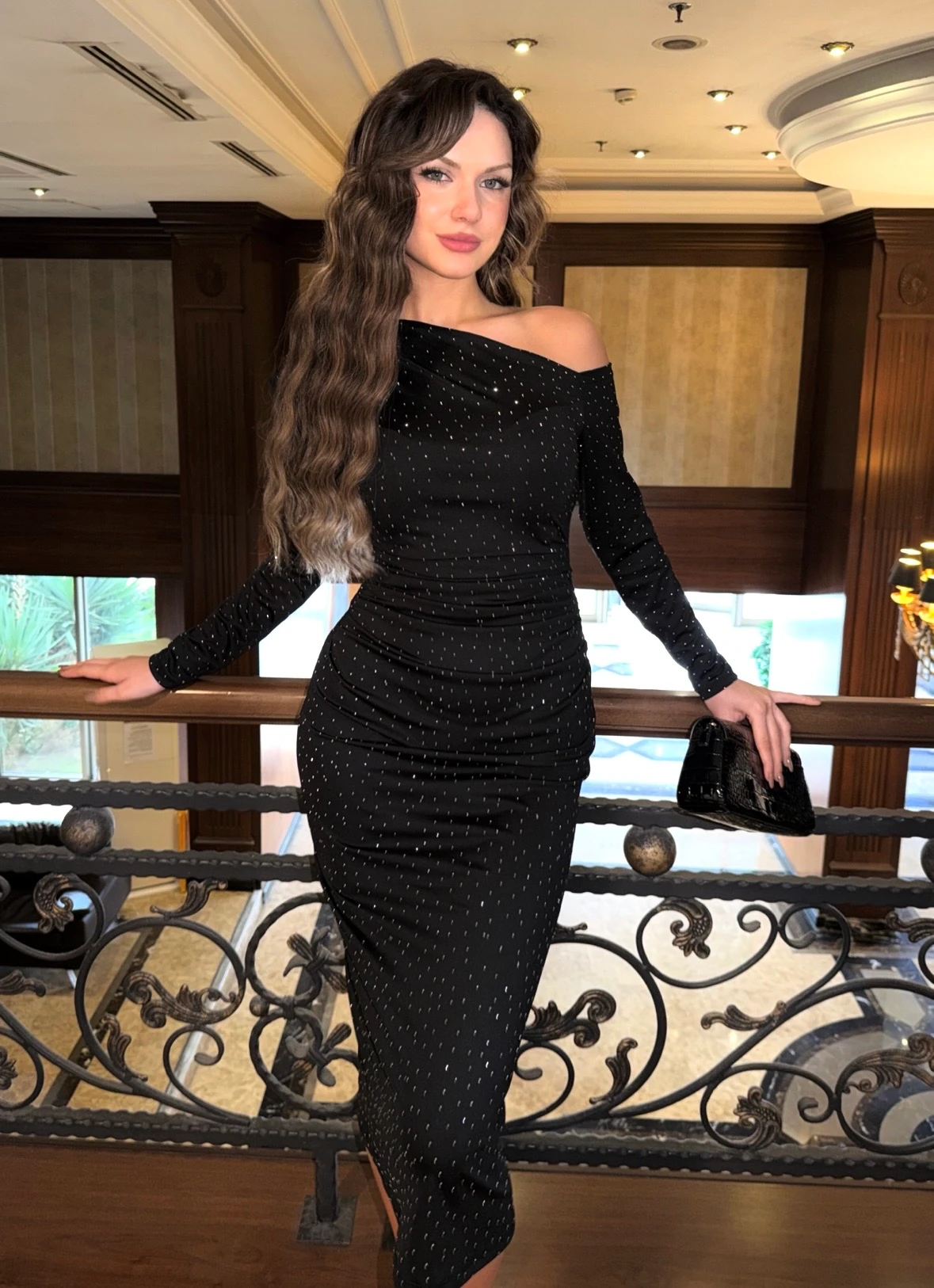 Livia taşlı elbise - Siyah