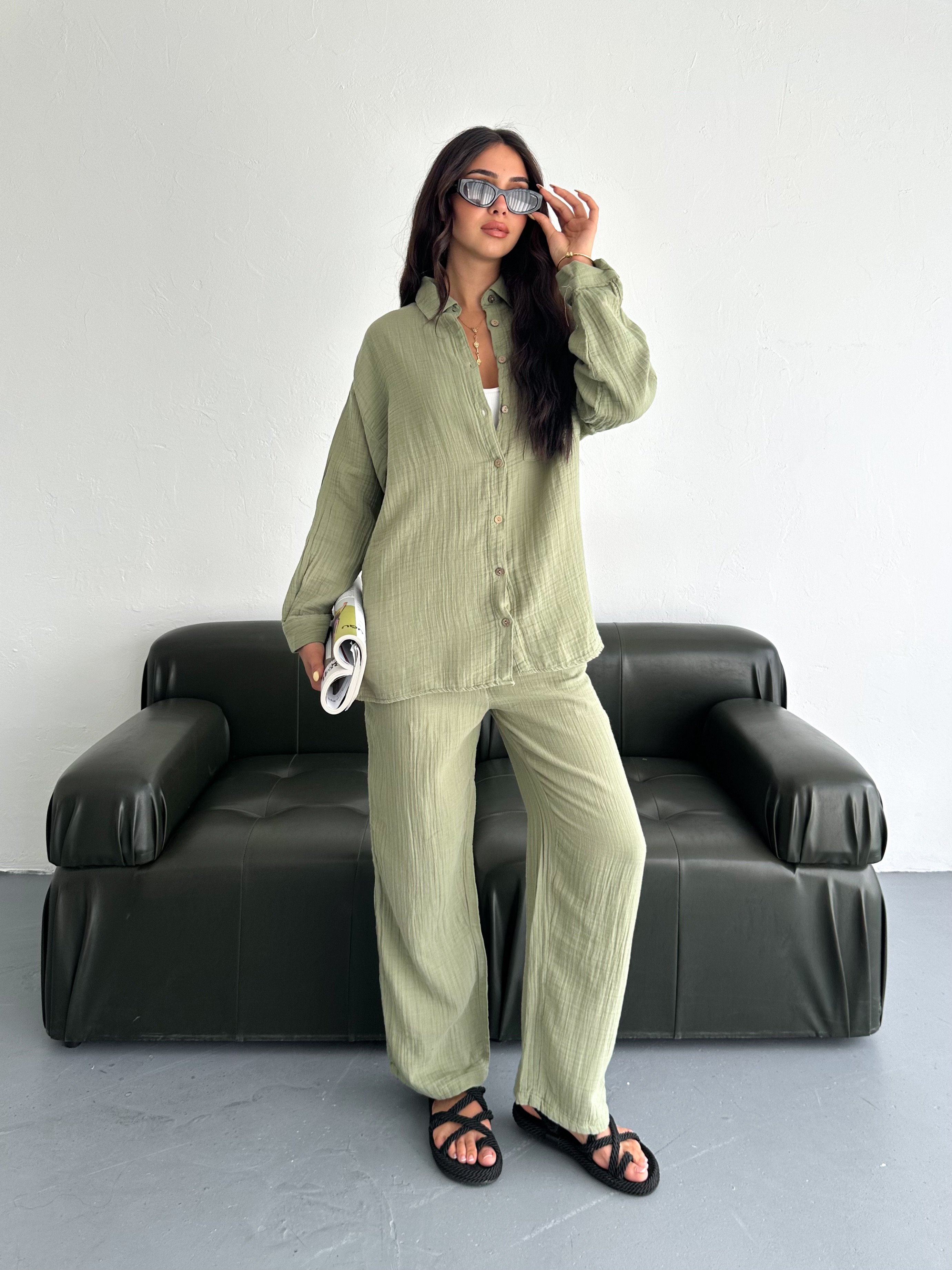 Lucy Gömlek Pantolon Takım