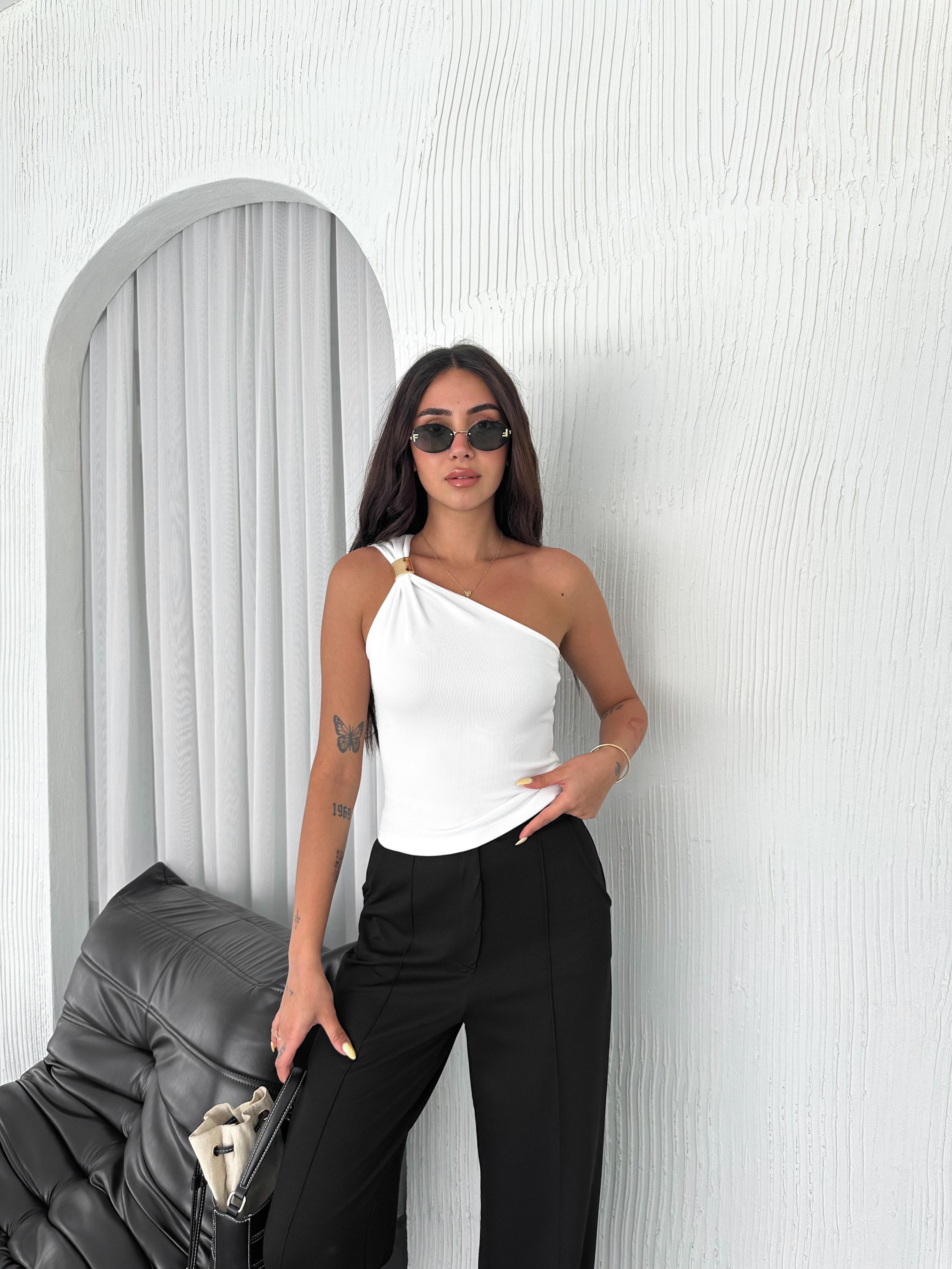 Freya Omuz Tokalı Bluz