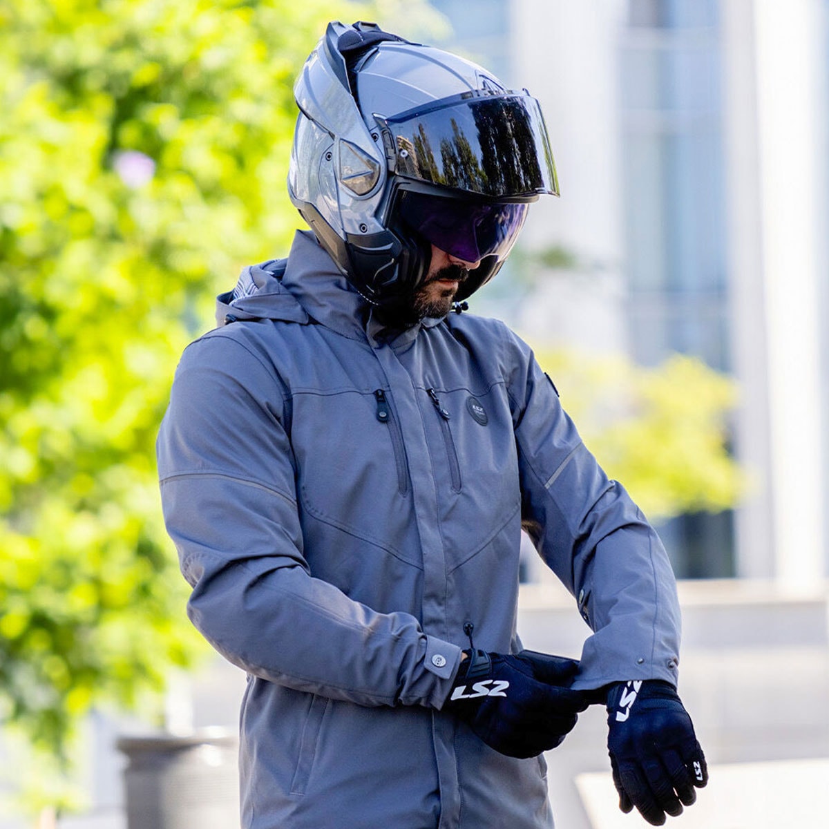 LS2 Advant 2 Nardo Gri Tam Çene Açılır Motosiklet Kaskı