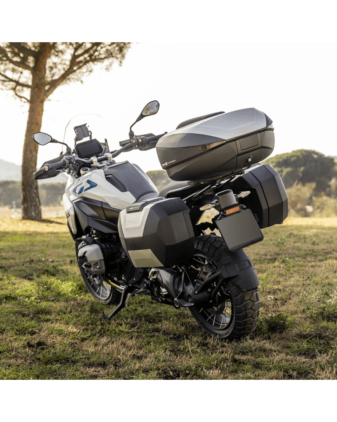 SHAD SH38X ALÜMİNYUM EXPANDABLE GENİŞLEYEBİLİR MOTOSİKLET YAN ÇANTA TAKIMI 