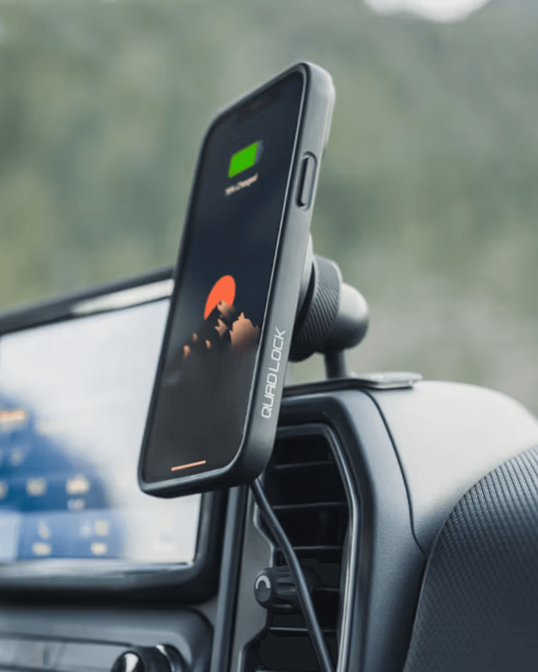 Quad Lock Araç İçi Konsol Üzeri Yapıştırmalı Telefon Tutucu (Adhesive Car Mount)