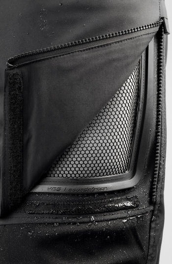 Revit Trench 2 Siyah Gore-Tex 4 Mevsim Motosiklet Montu