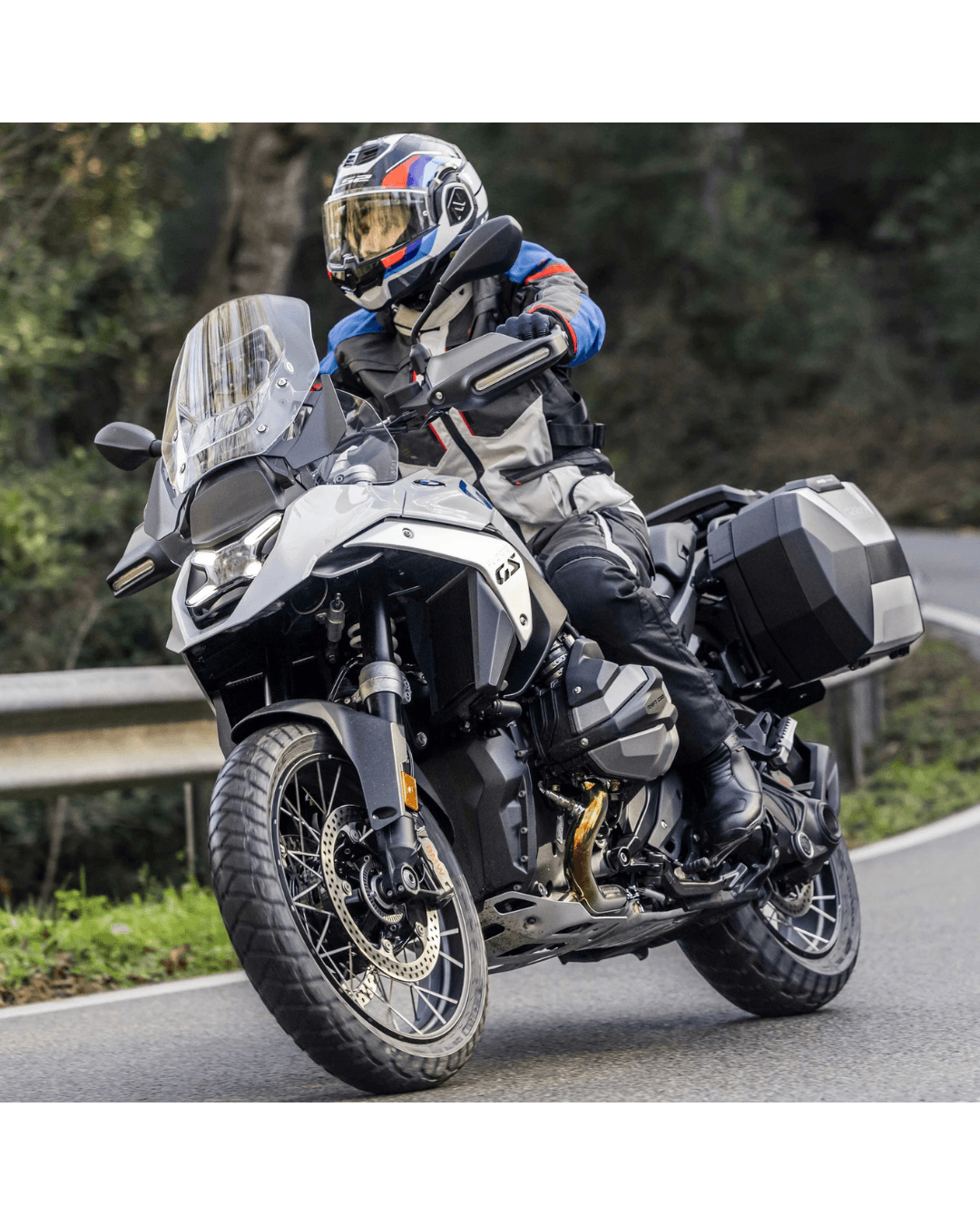 SHAD SH38X ALÜMİNYUM EXPANDABLE GENİŞLEYEBİLİR MOTOSİKLET YAN ÇANTA TAKIMI 