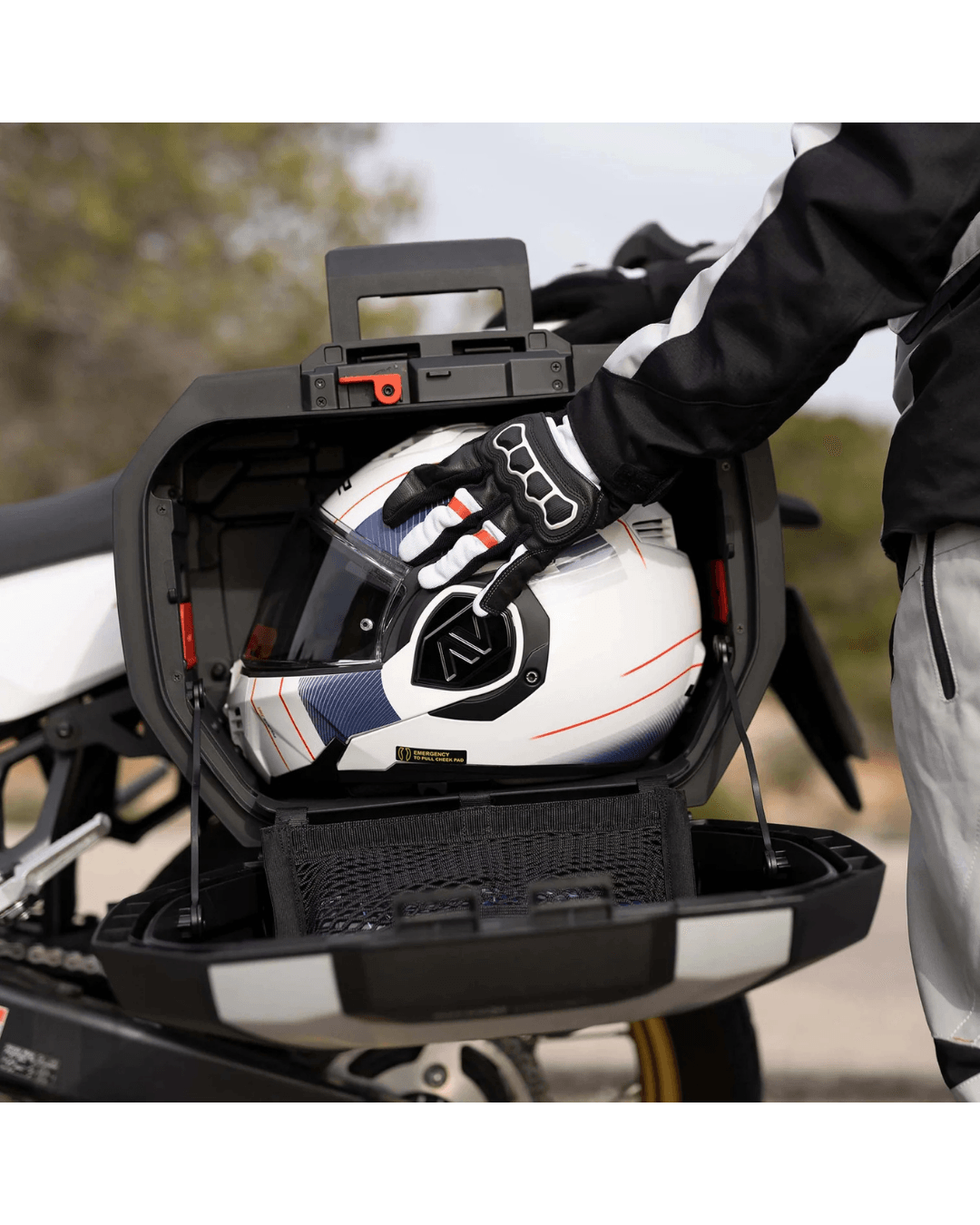 SHAD SH38X ALÜMİNYUM EXPANDABLE GENİŞLEYEBİLİR MOTOSİKLET YAN ÇANTA TAKIMI 