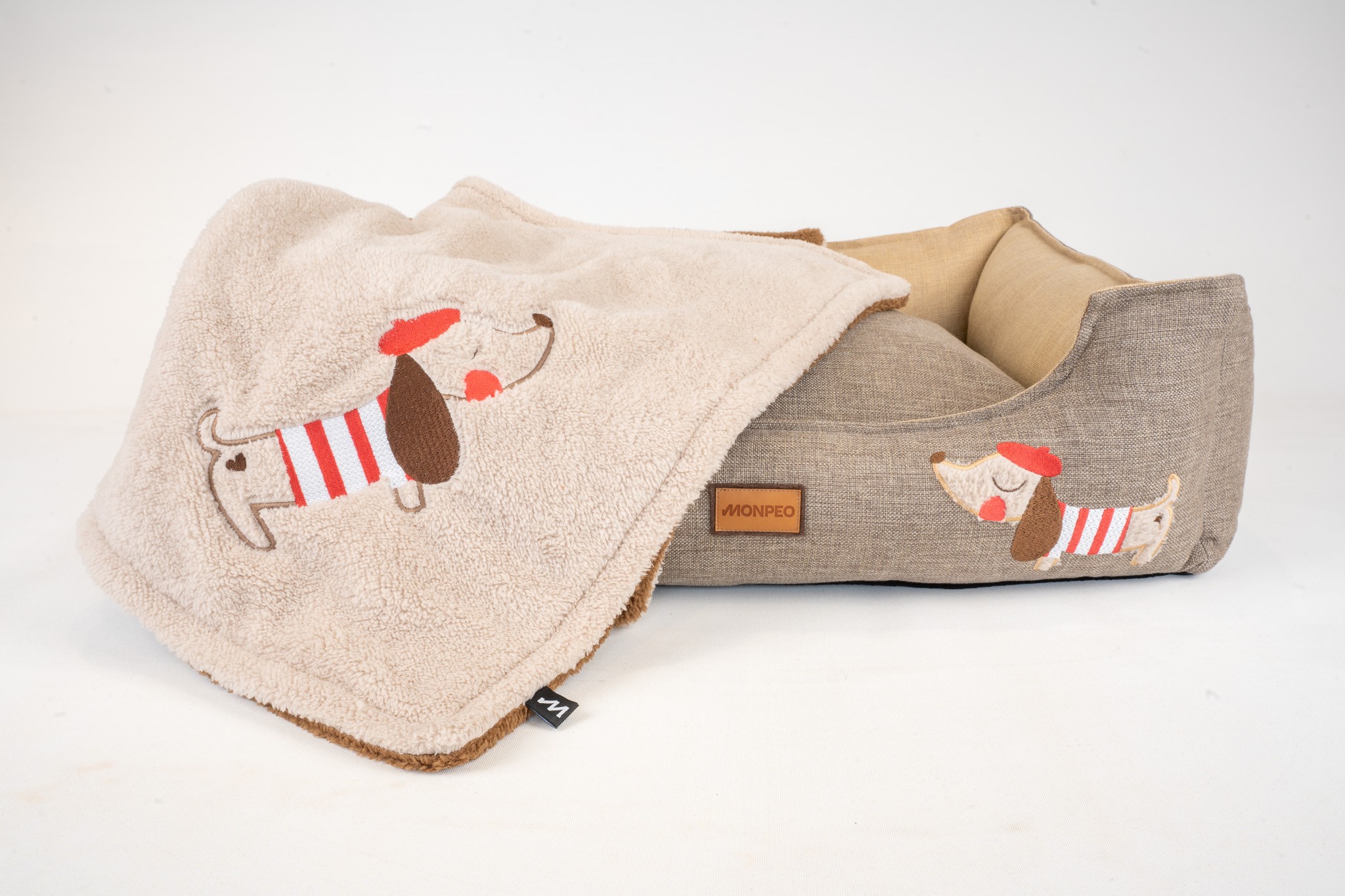 Le Petit Parisien Brown