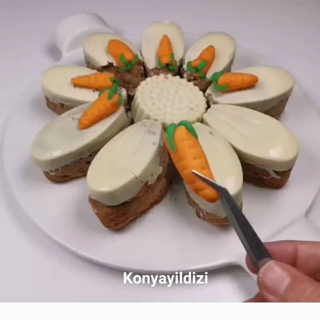 SILIKON 9 YAPRAKLI PAPATYA KEK KALIBI KARGO DAHIL