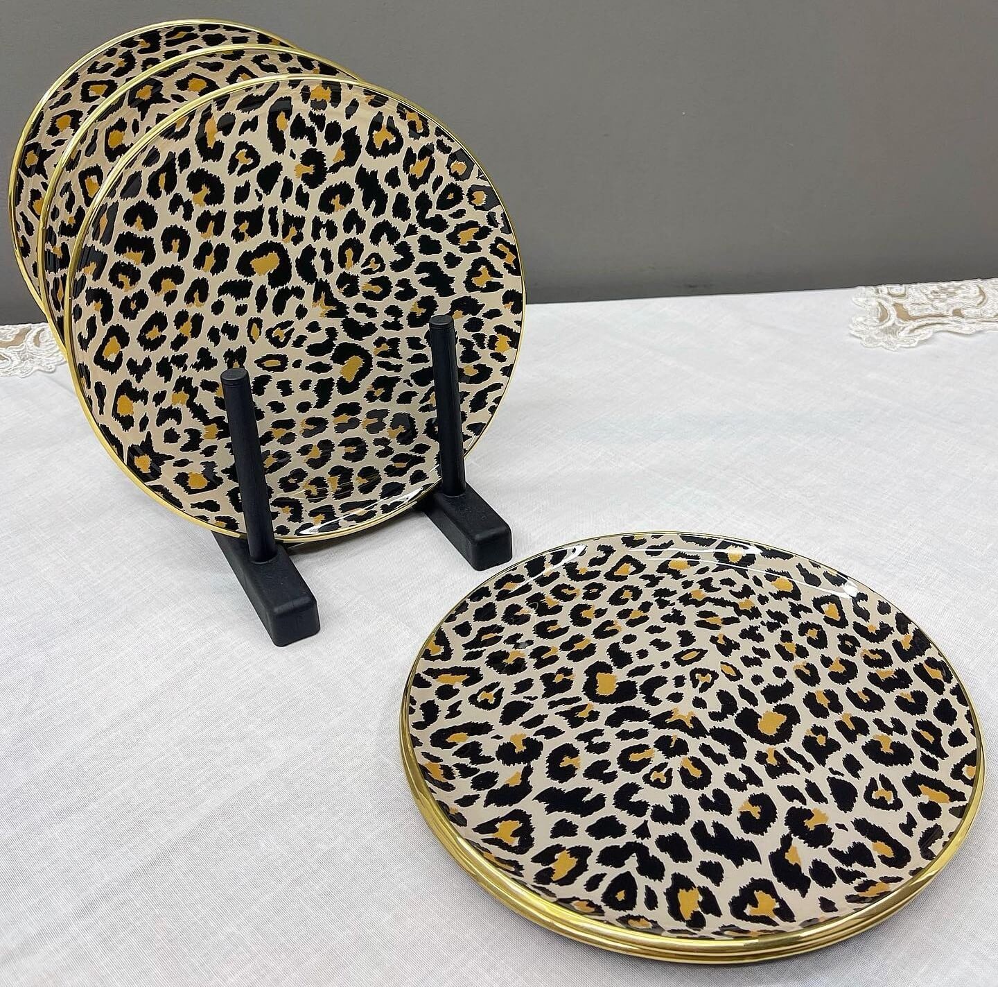 LEOPAR DESENLI 21 CM PASTA TABAGI KARGO DAHIL