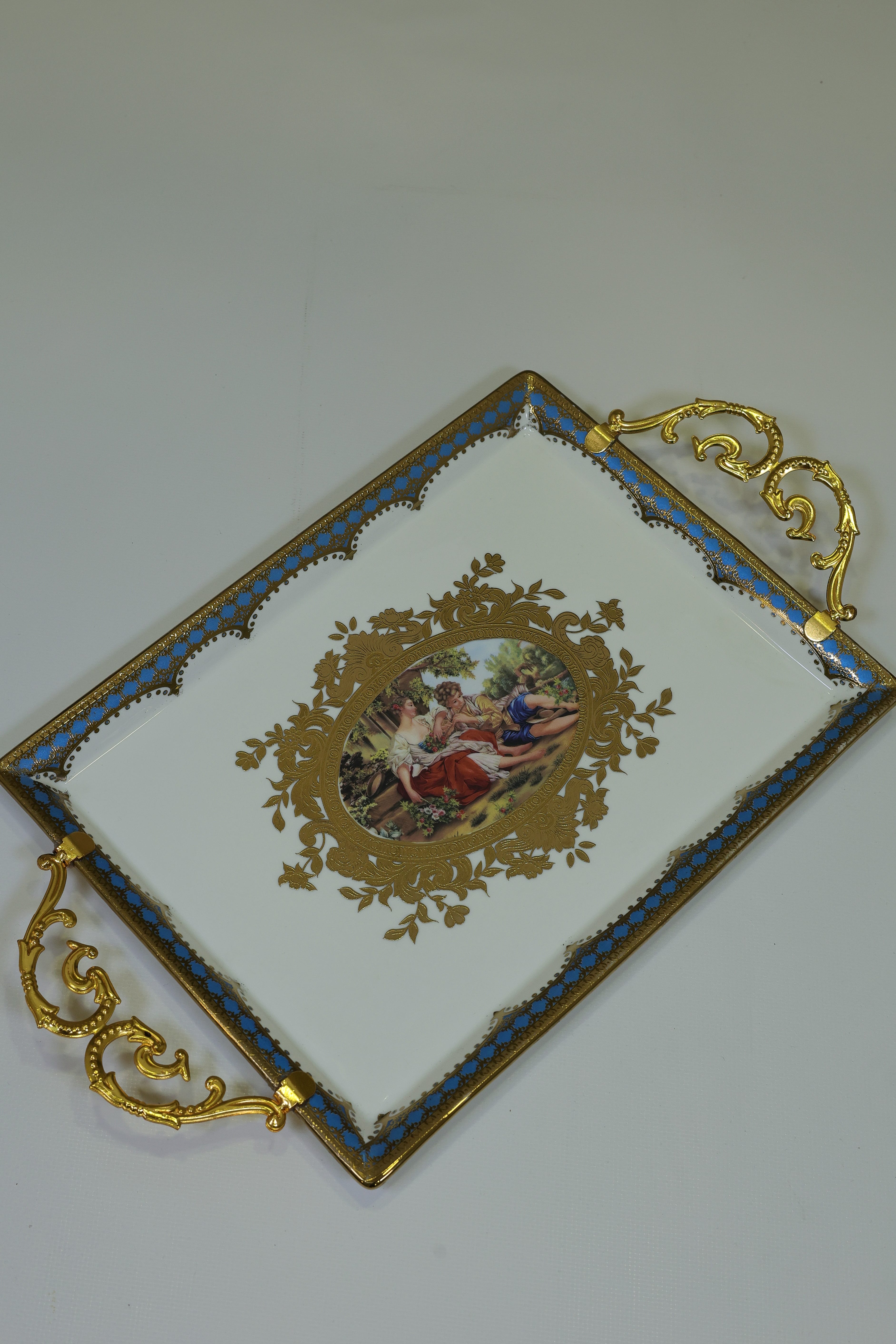 PORSELEN MARKİZ TEPSİ KARGO DAHİL