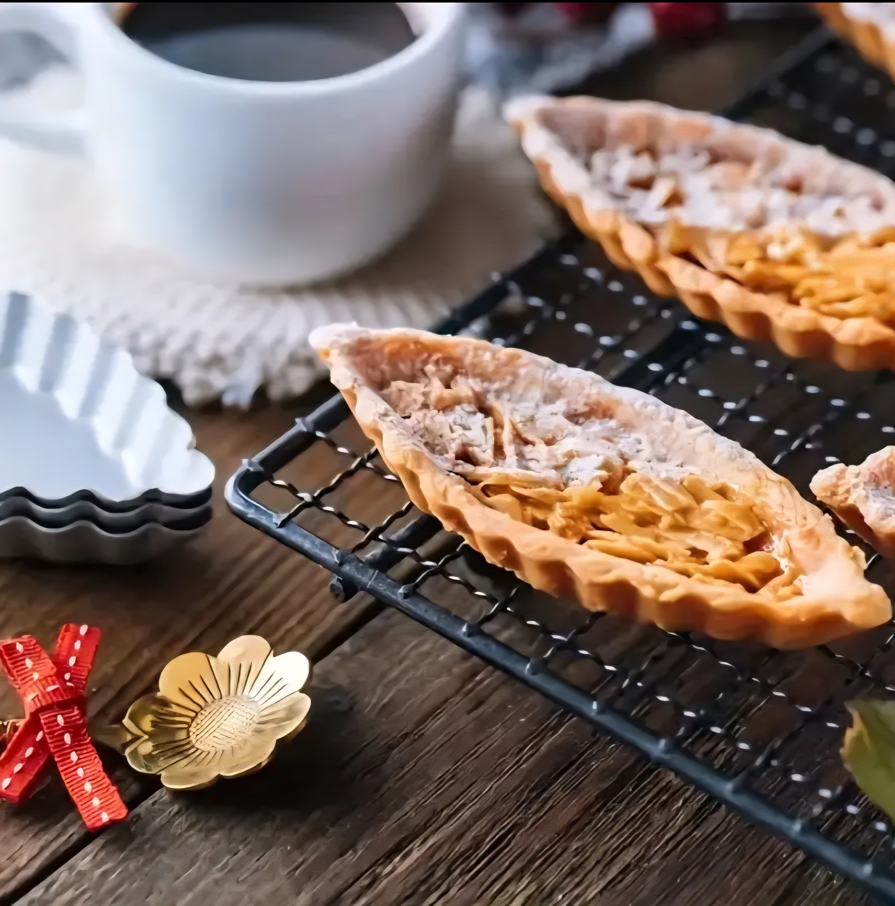 6 LI TEFLON MEKİK KEK VE TART KALIBI 