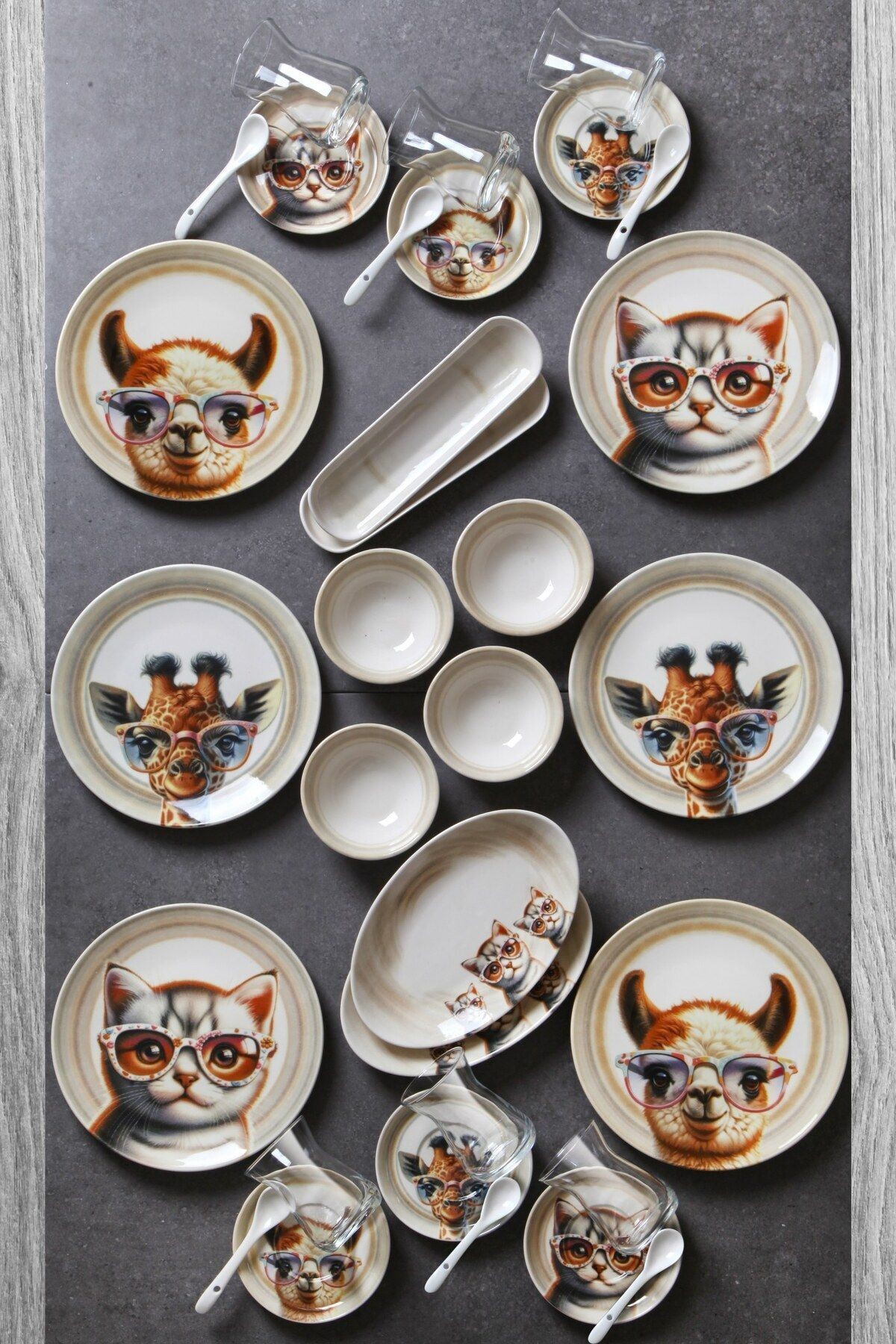 32 Parça 6 Kişilik Sweet Animals Porselen Kahvaltı Takımı Bone China