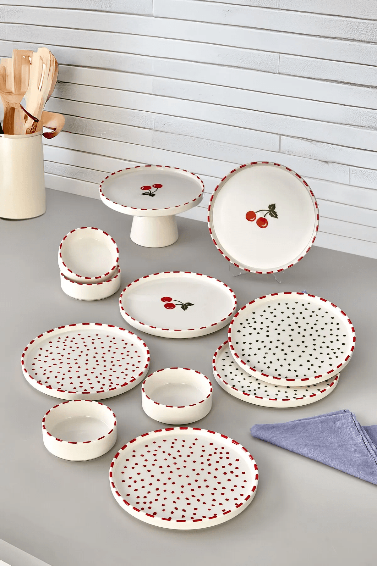 11 Parça 6 Kişilik Cherry Stackable Kahvaltı Takımı - Kirazlı Kahvaltılık Sunum Tabağı