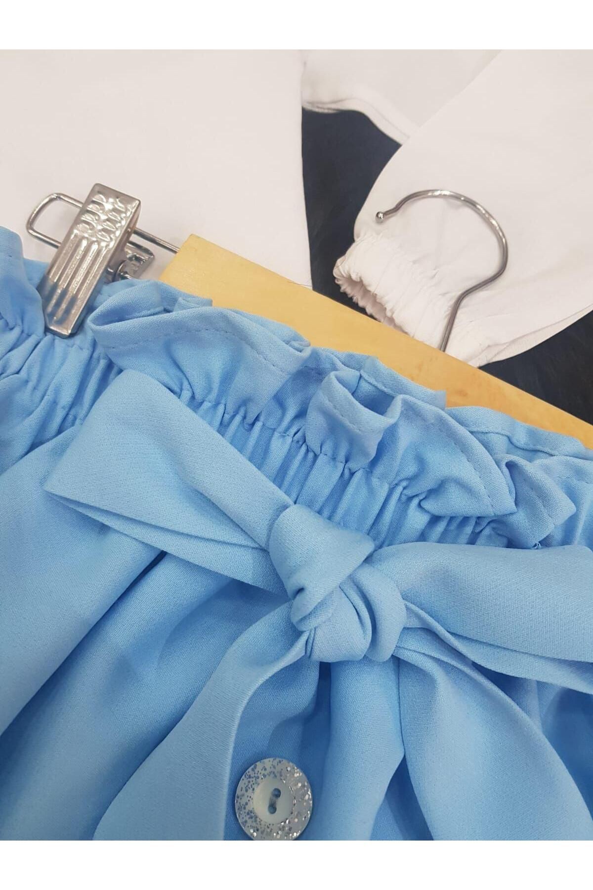 Blue Kokoş Düğme Detaylı Takım