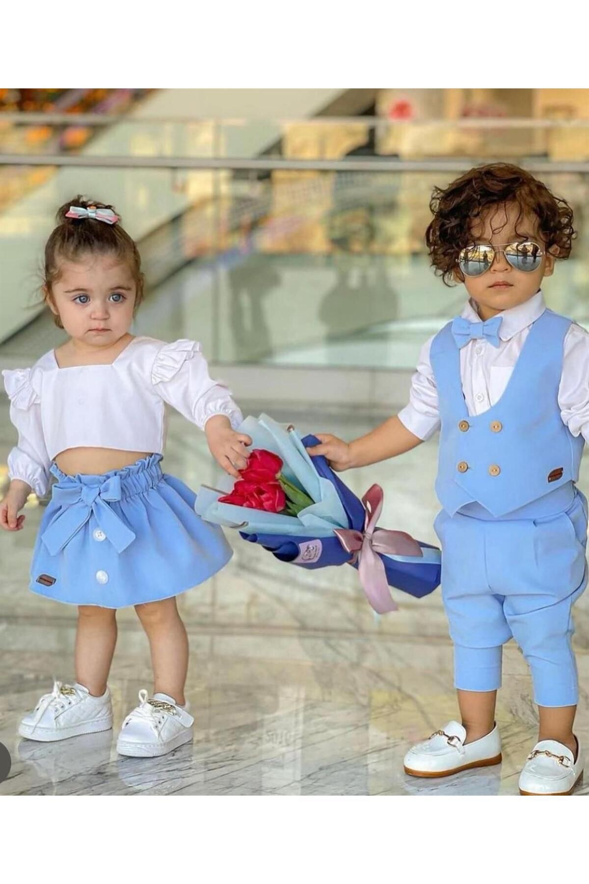 Blue Kokoş Düğme Detaylı Takım