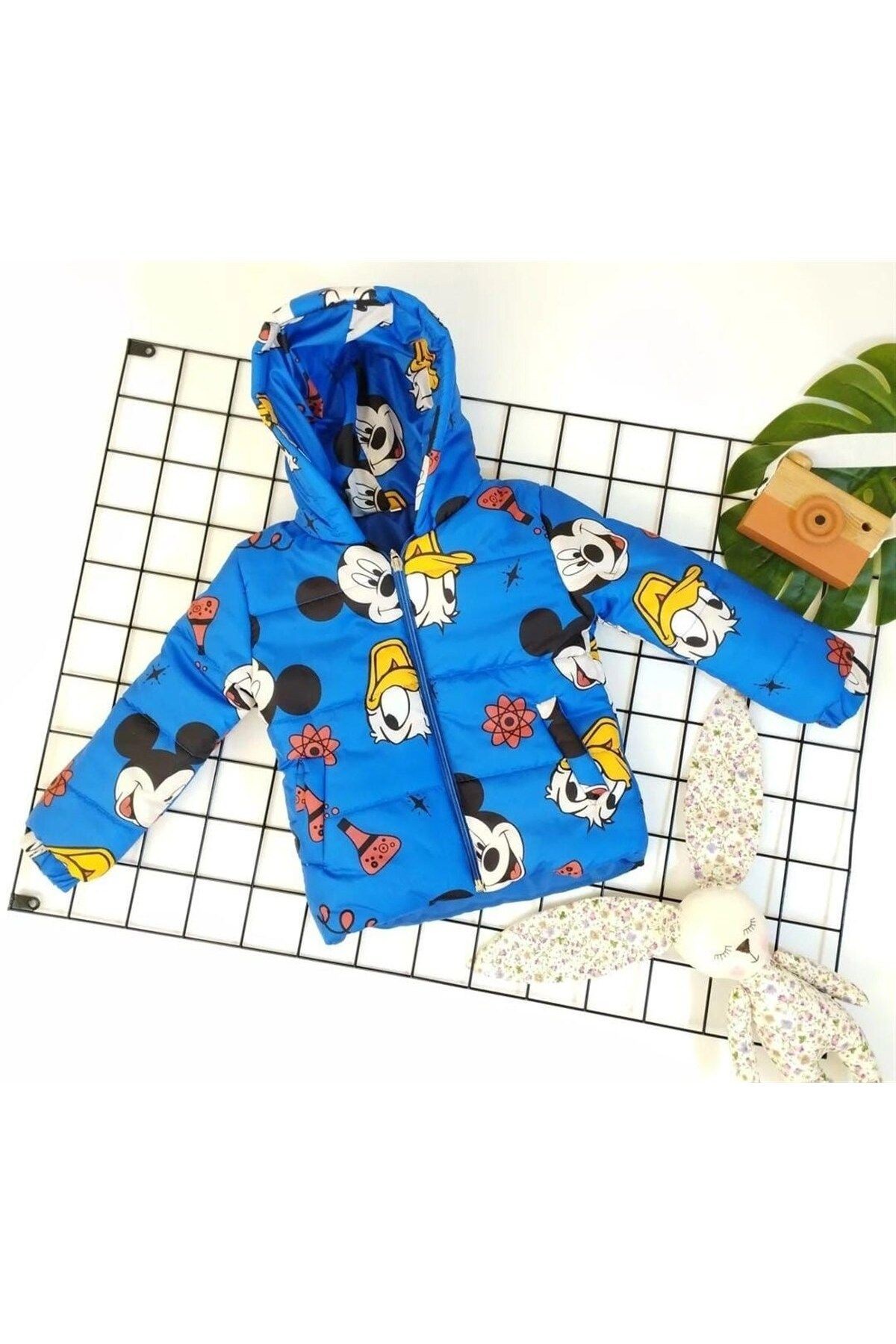 Karakter Detaylı Kampanyalı Unisex Mont
