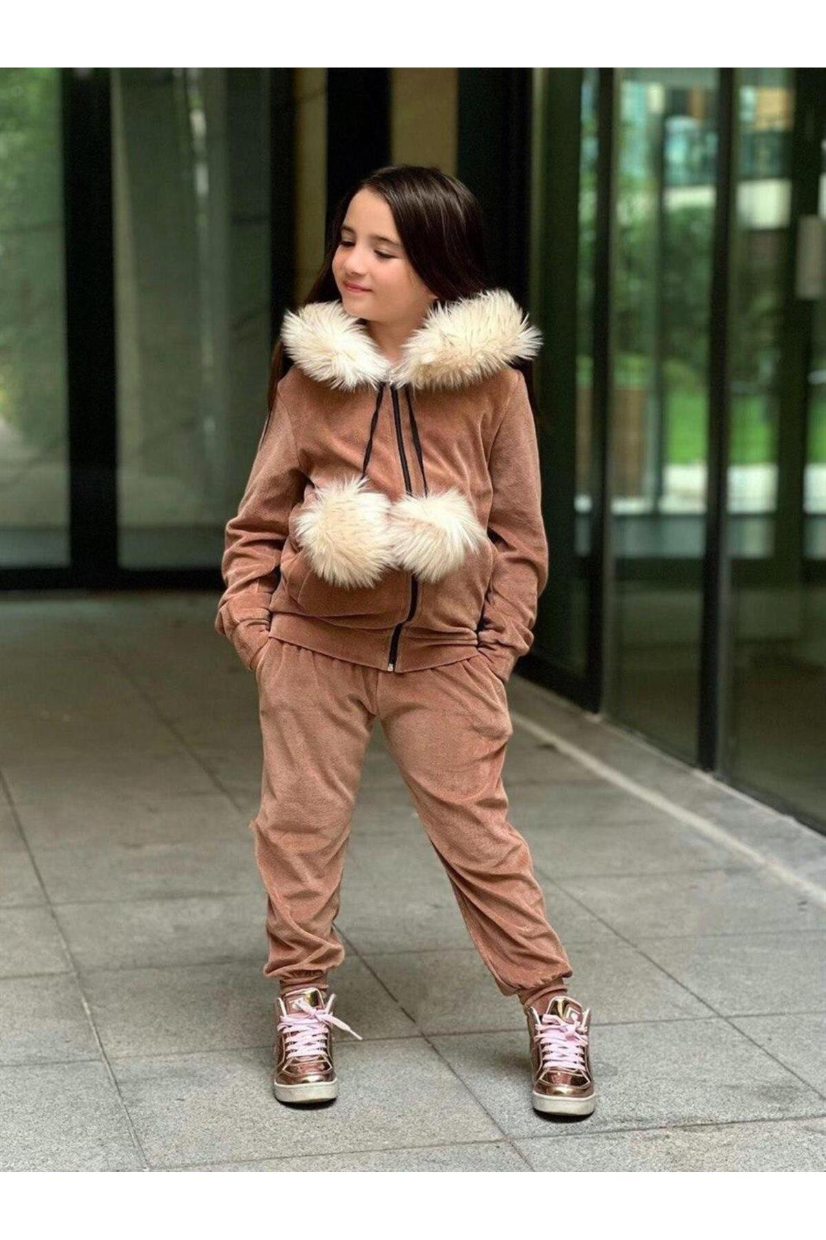 Ponpon Kadife Tak Çıkarlı Peluş Kokoş Takım - 080923004334