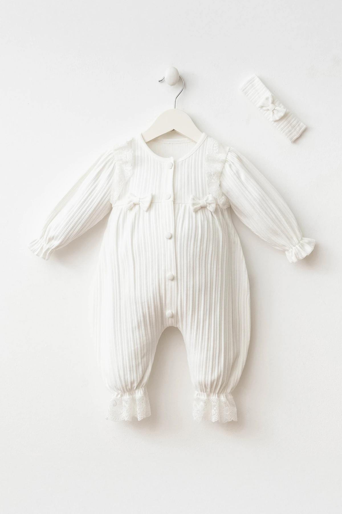 Nerissa Kız Bebek Dantel Detaylı Örgü Yakalı Dokulu Tulum - Ekru