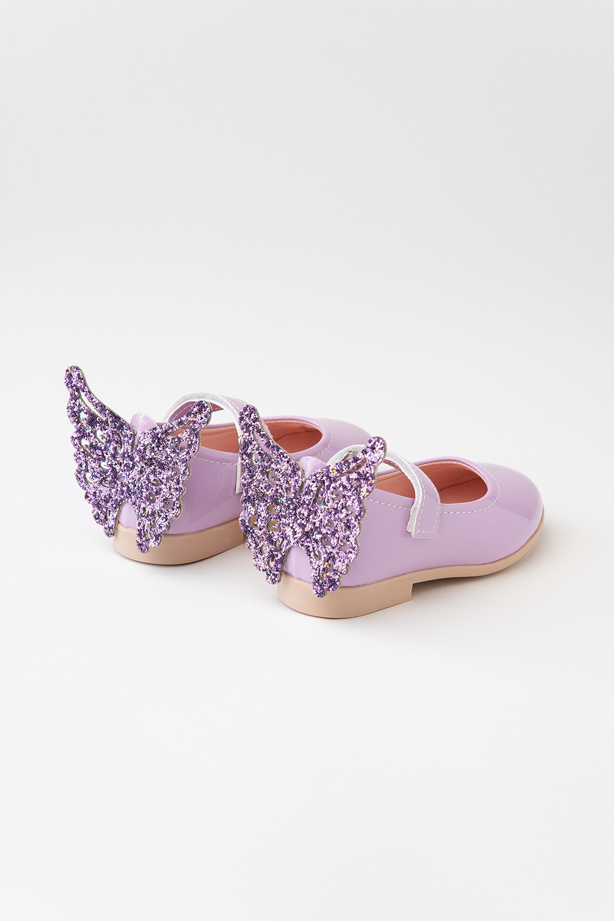 Papillon Arkası Kelebekli Kız Çocuk Bantlı Rugan Ayakkabı - Lila