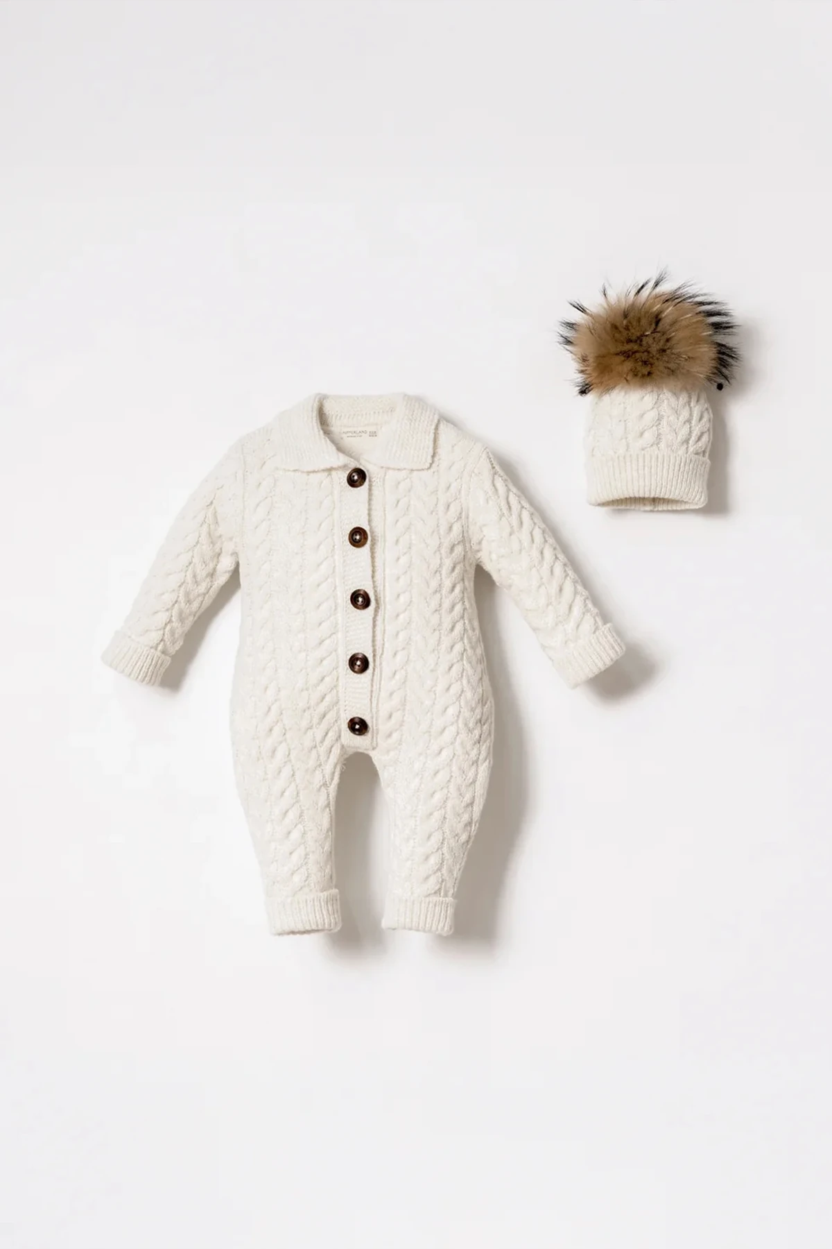 Richard Ponpon Detaylı Şapka ve İçi Peluş Tulum İki Parça Örme Triko Takım - Krem
