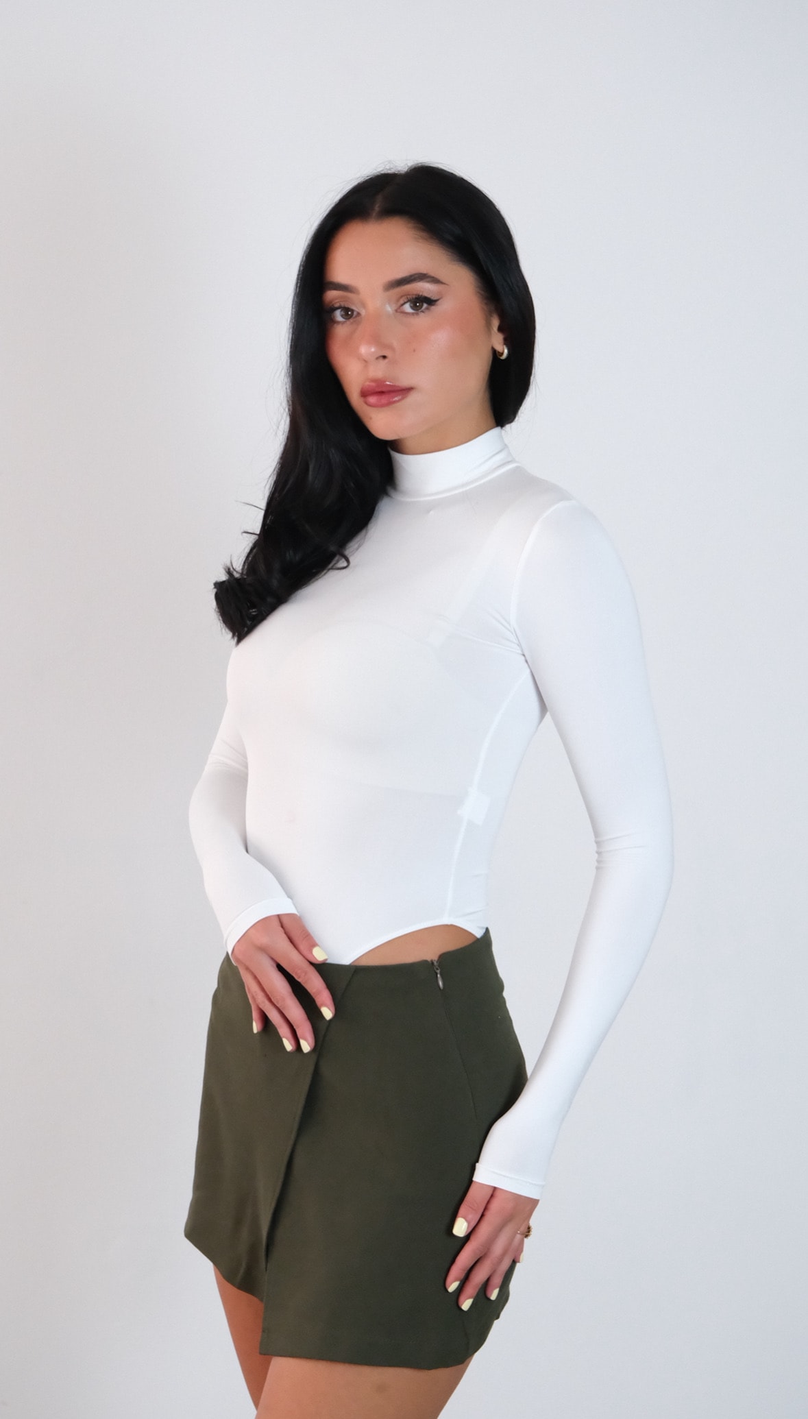 LS - Beyaz Boğazlı Body
