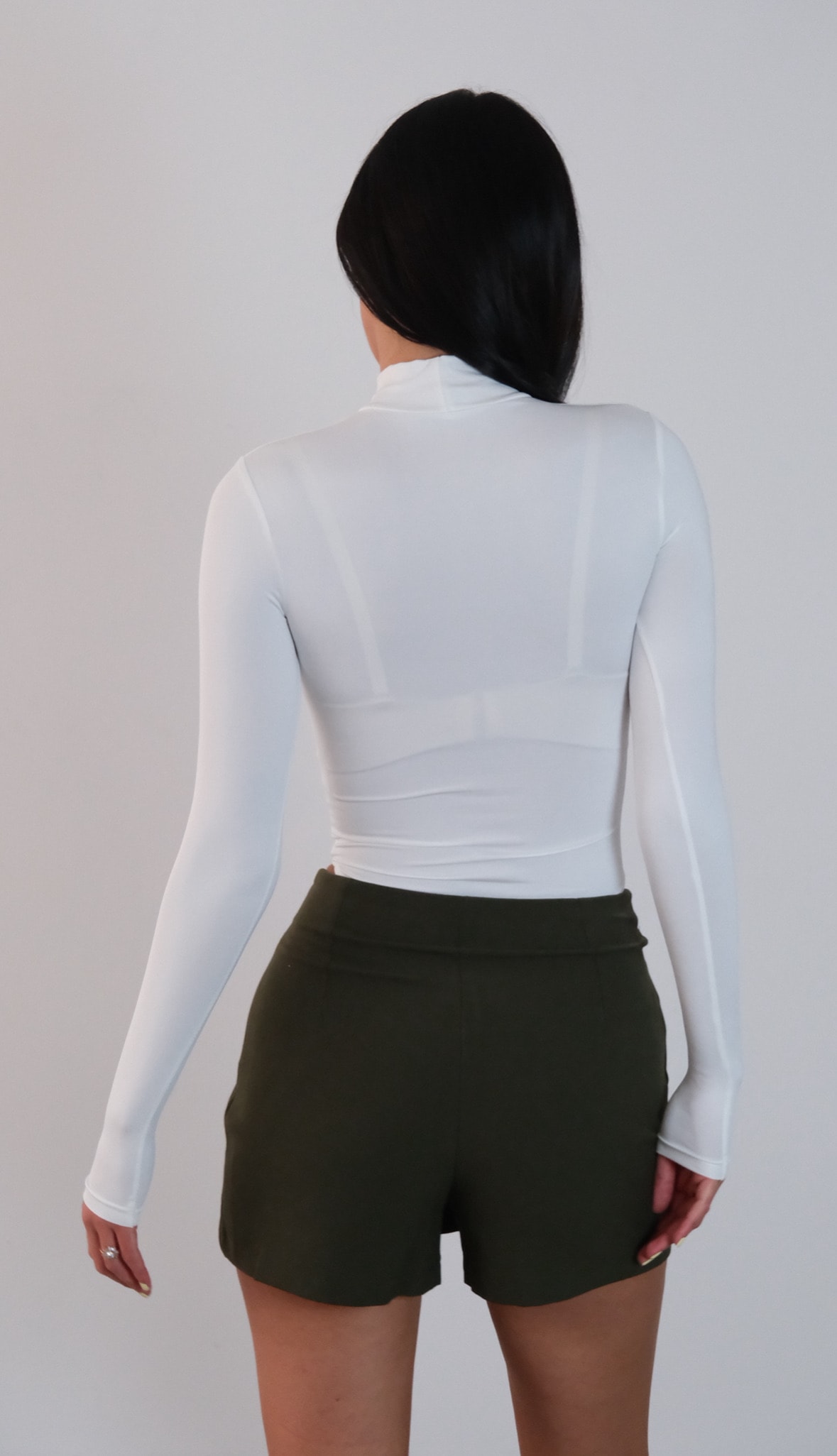 LS - Beyaz Boğazlı Body
