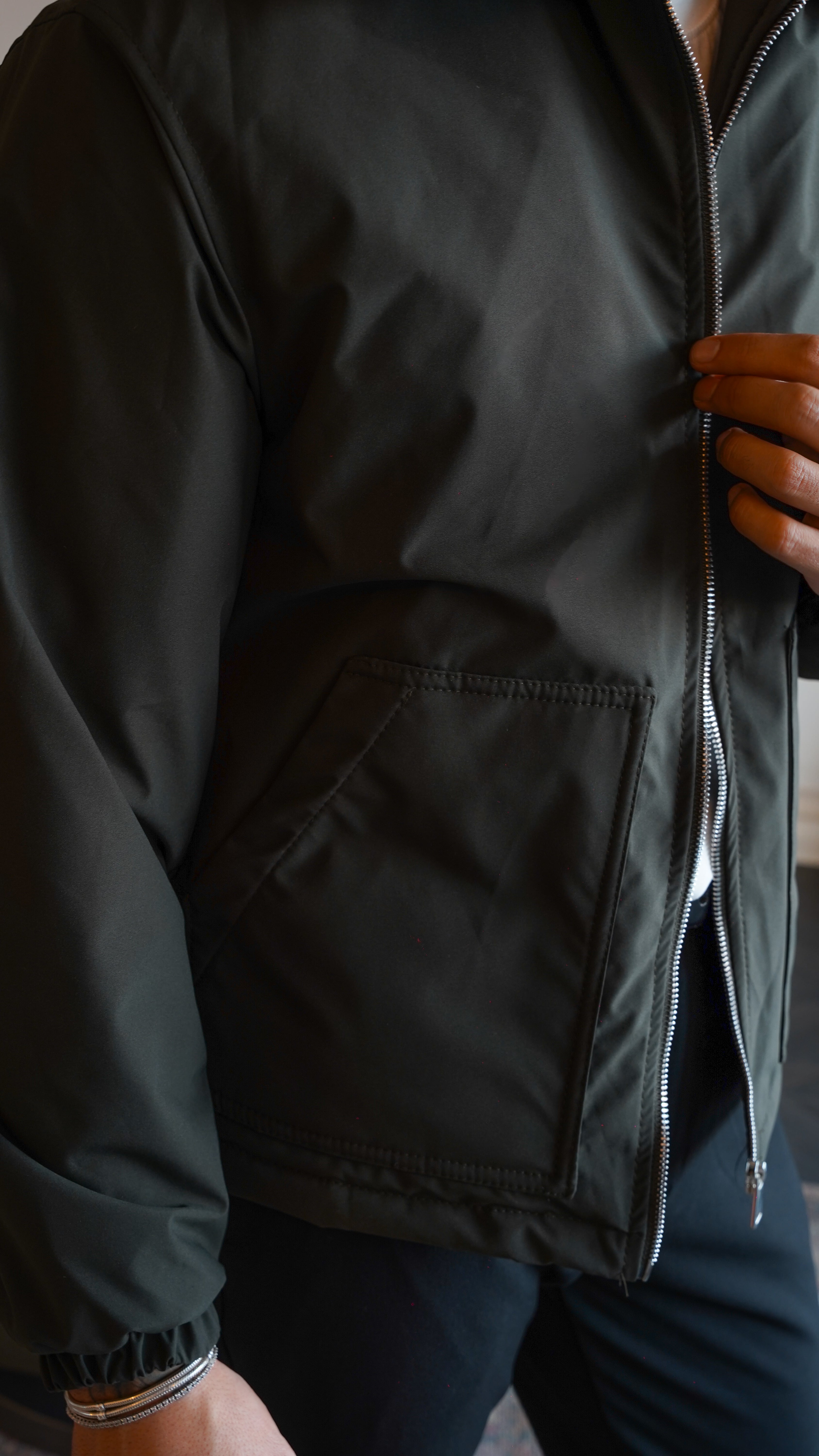 AeroShield Zip Haki Ceket FW5846