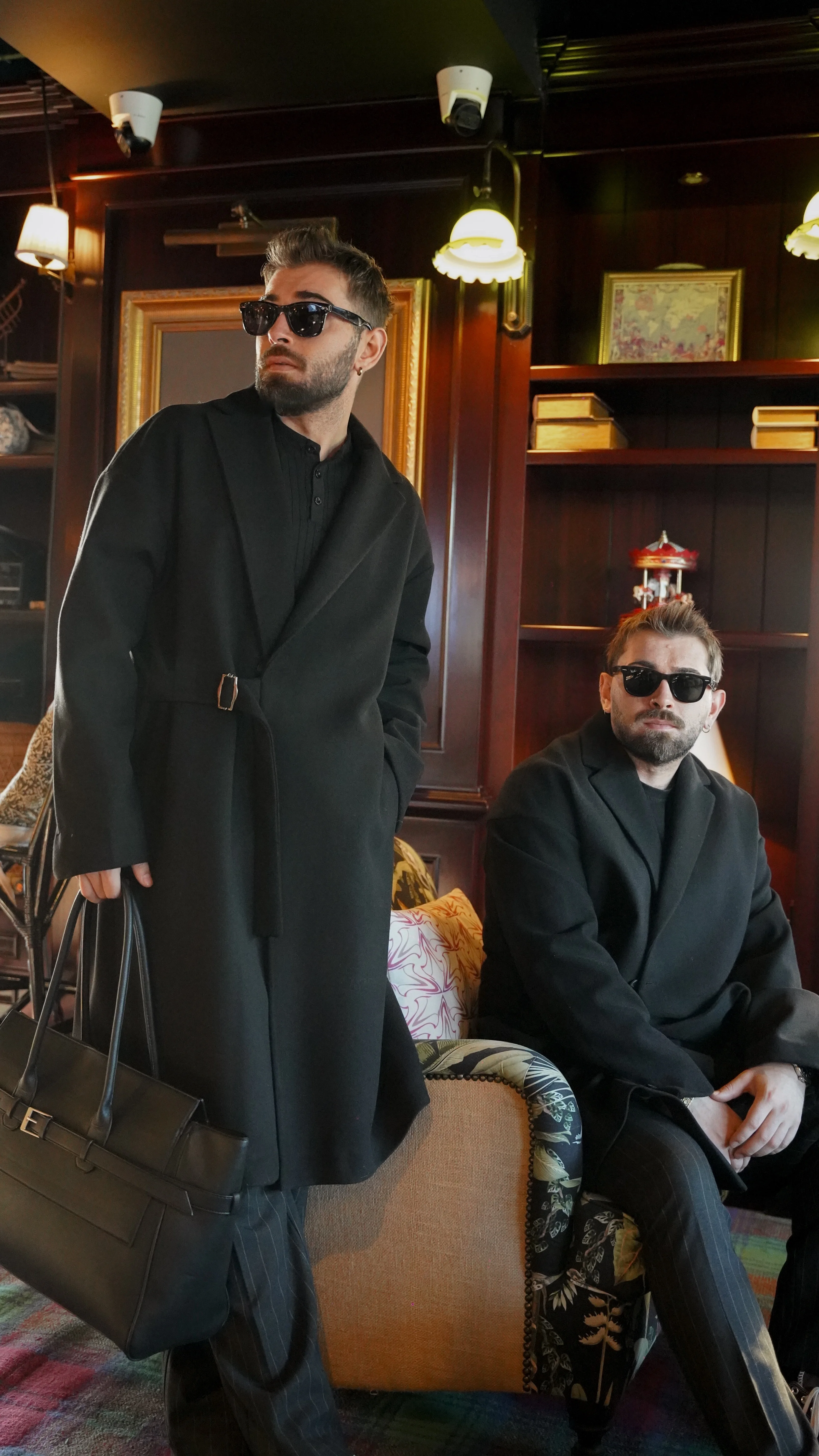 Siyah Kemerli Kaşe Kaban FW5902