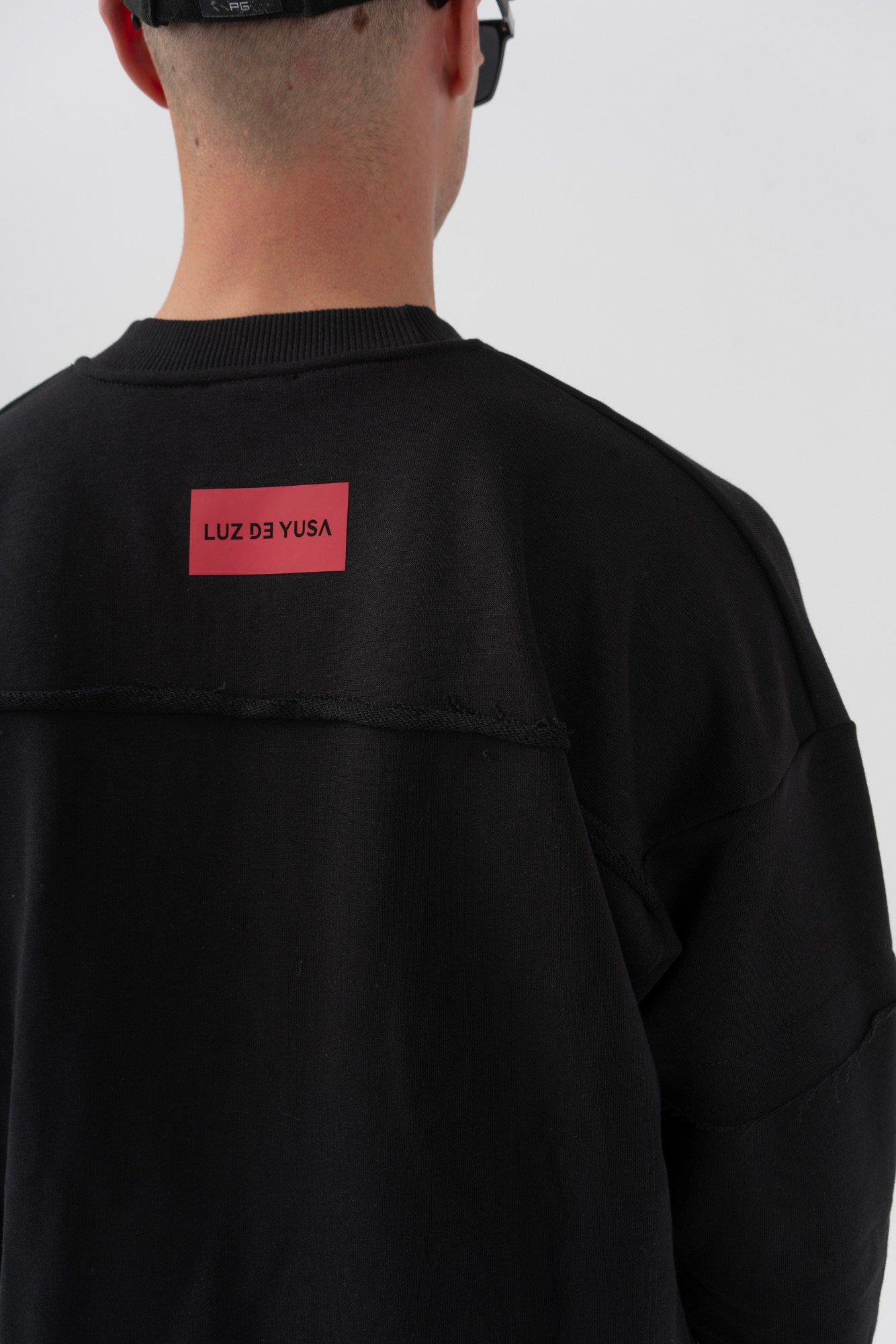 Sweatshirt 002