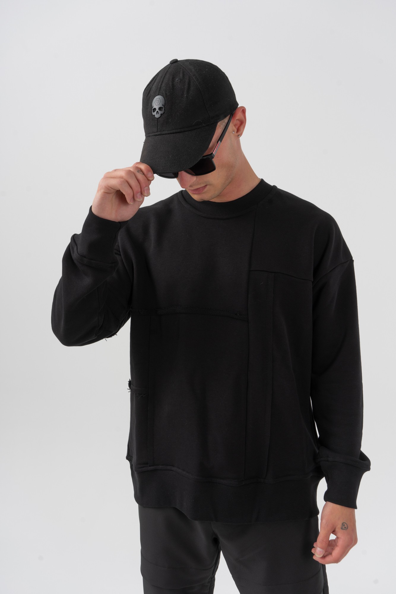 Sweatshirt 002