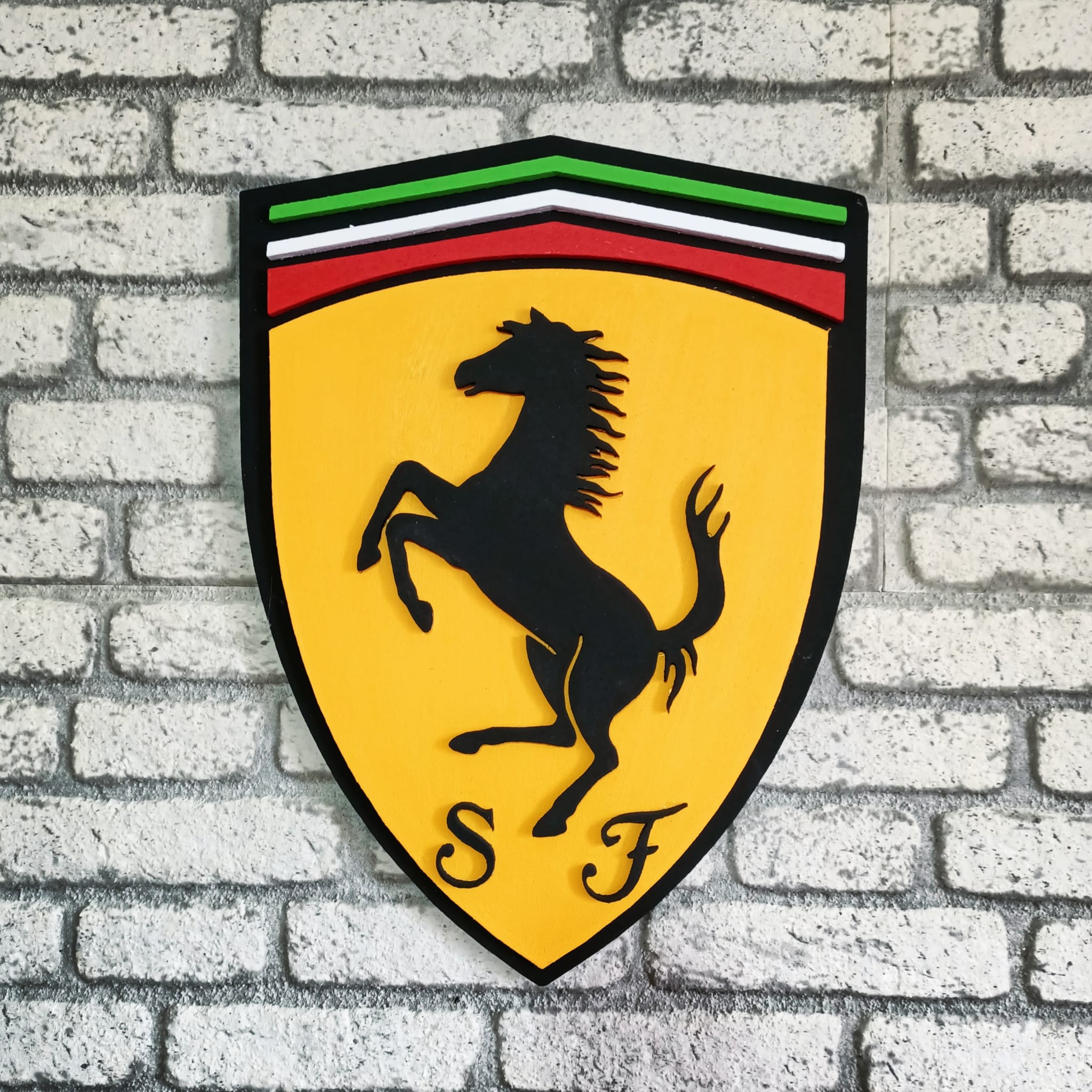 FERRARİ KÖPÜK LOGO