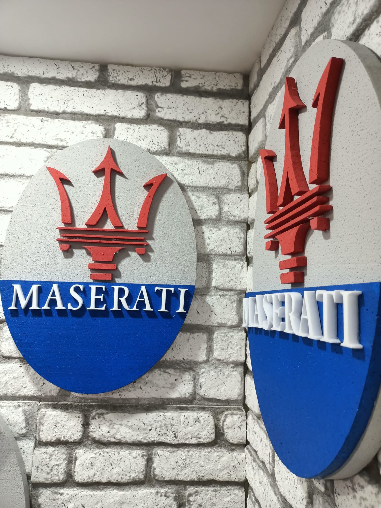 MASERATİ KÖPÜK LOGO