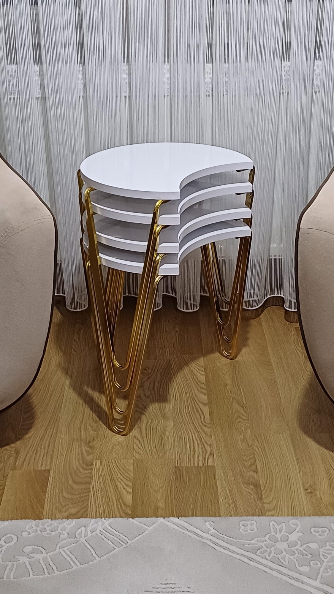 Ay Parçası 4 lü Metal Ayak  Zigon ve Orta Sehpa Takımı (EMONTE)