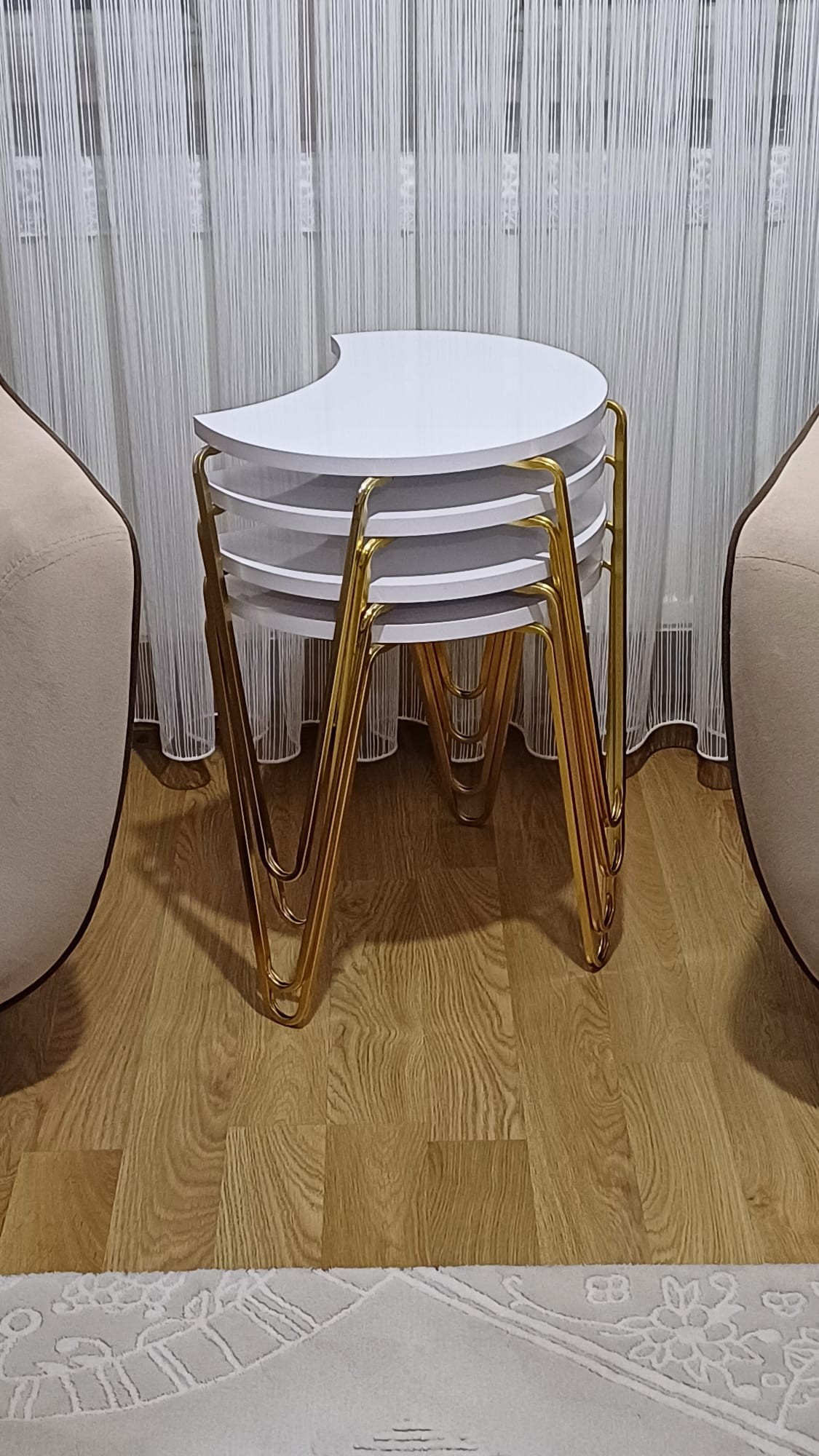 Ay Parçası 4 lü Metal Ayak  Zigon ve Orta Sehpa Takımı (EMONTE)