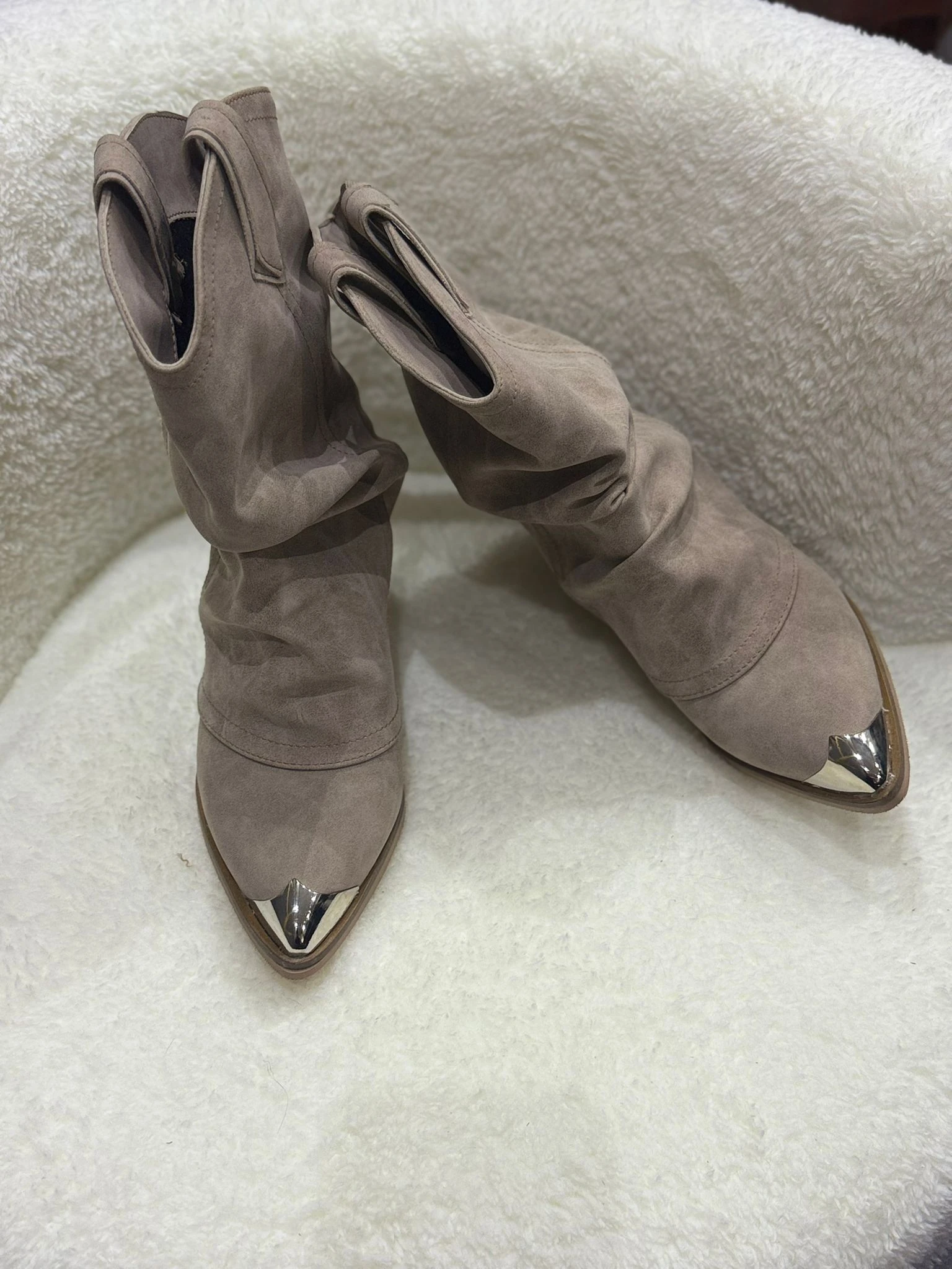 RA8024 Büzgülü Kovboy Bot Bej