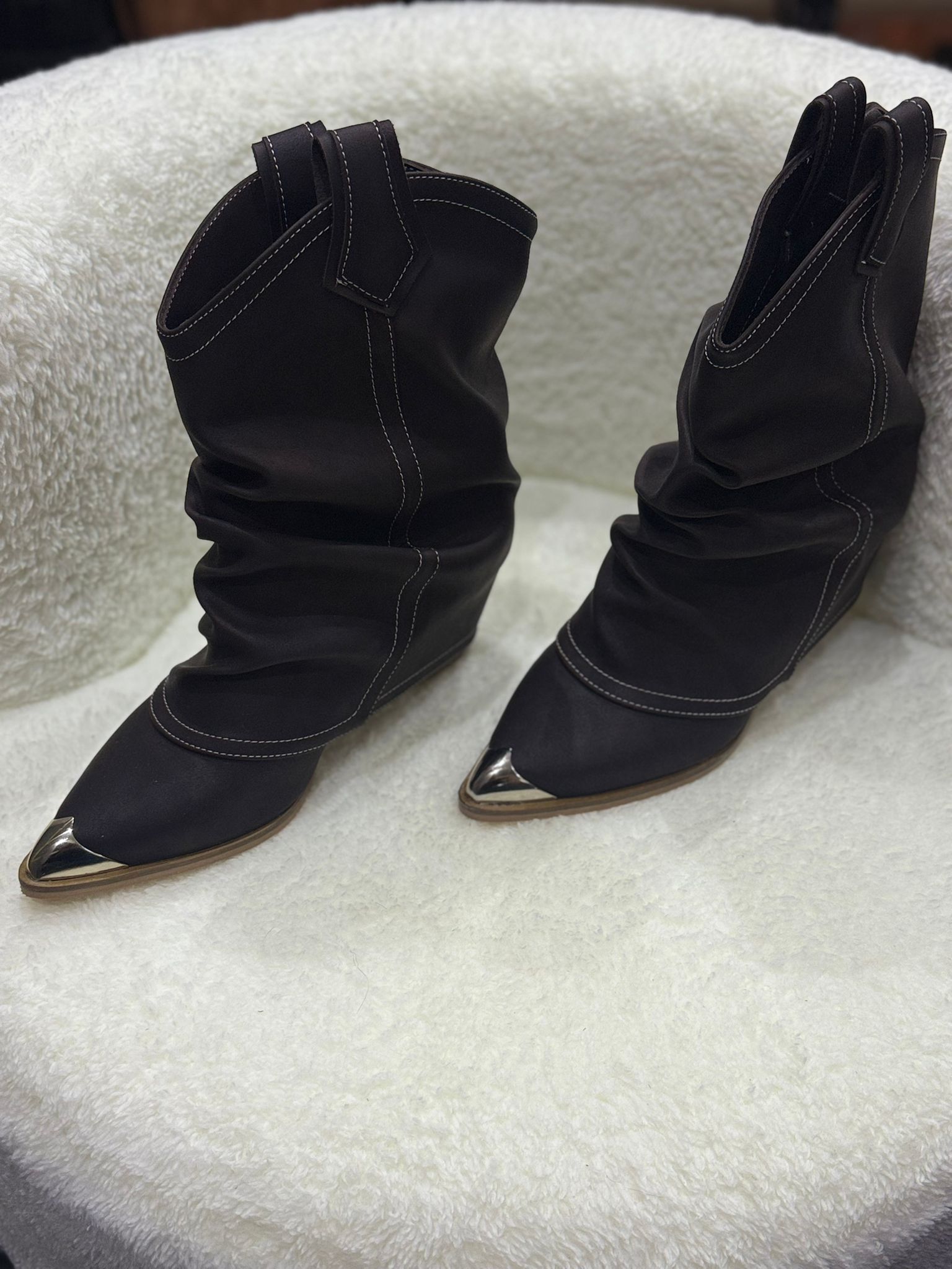 RA8025 Büzgülü Kovboy Bot Kahve