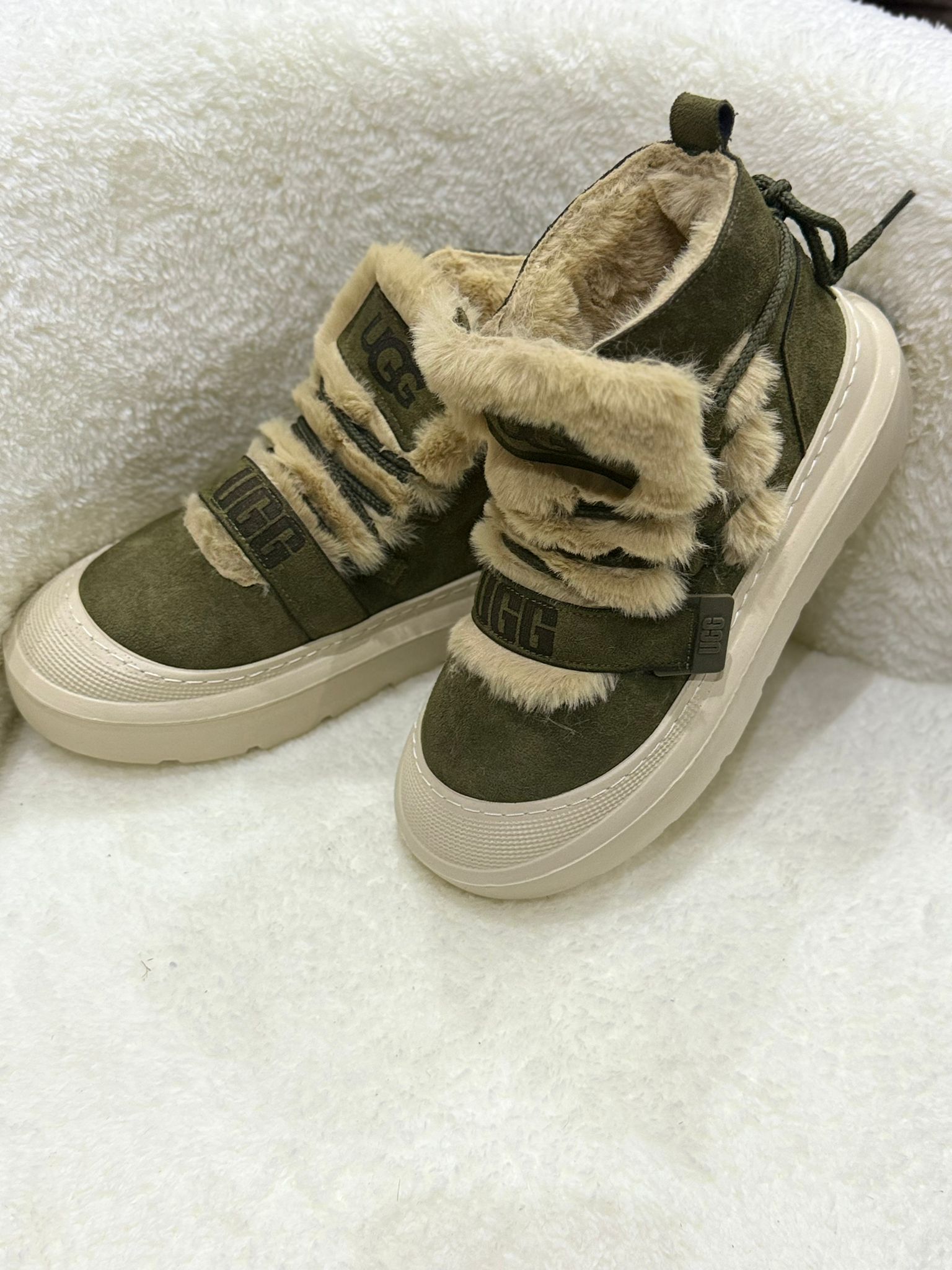 RA8019 Kürklü Haki Bot