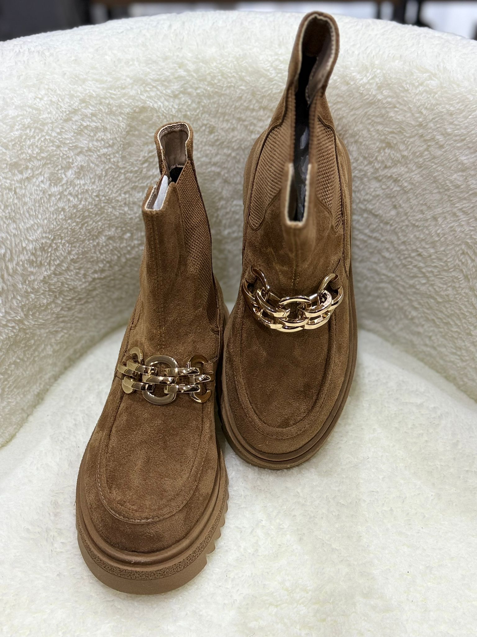 RA8018 Süet Gold Detaylı Bot