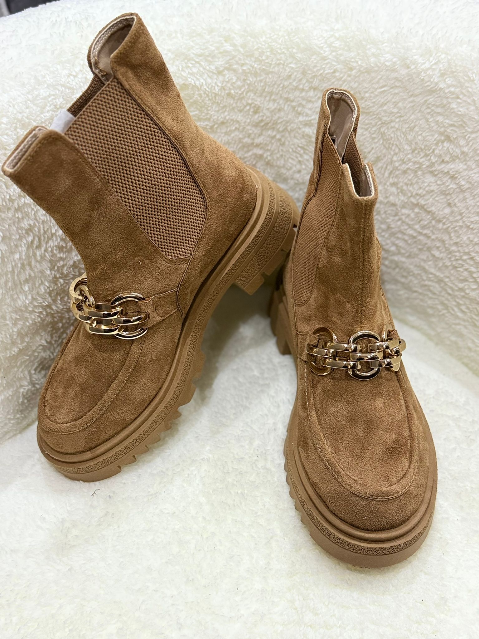 RA8018 Süet Gold Detaylı Bot