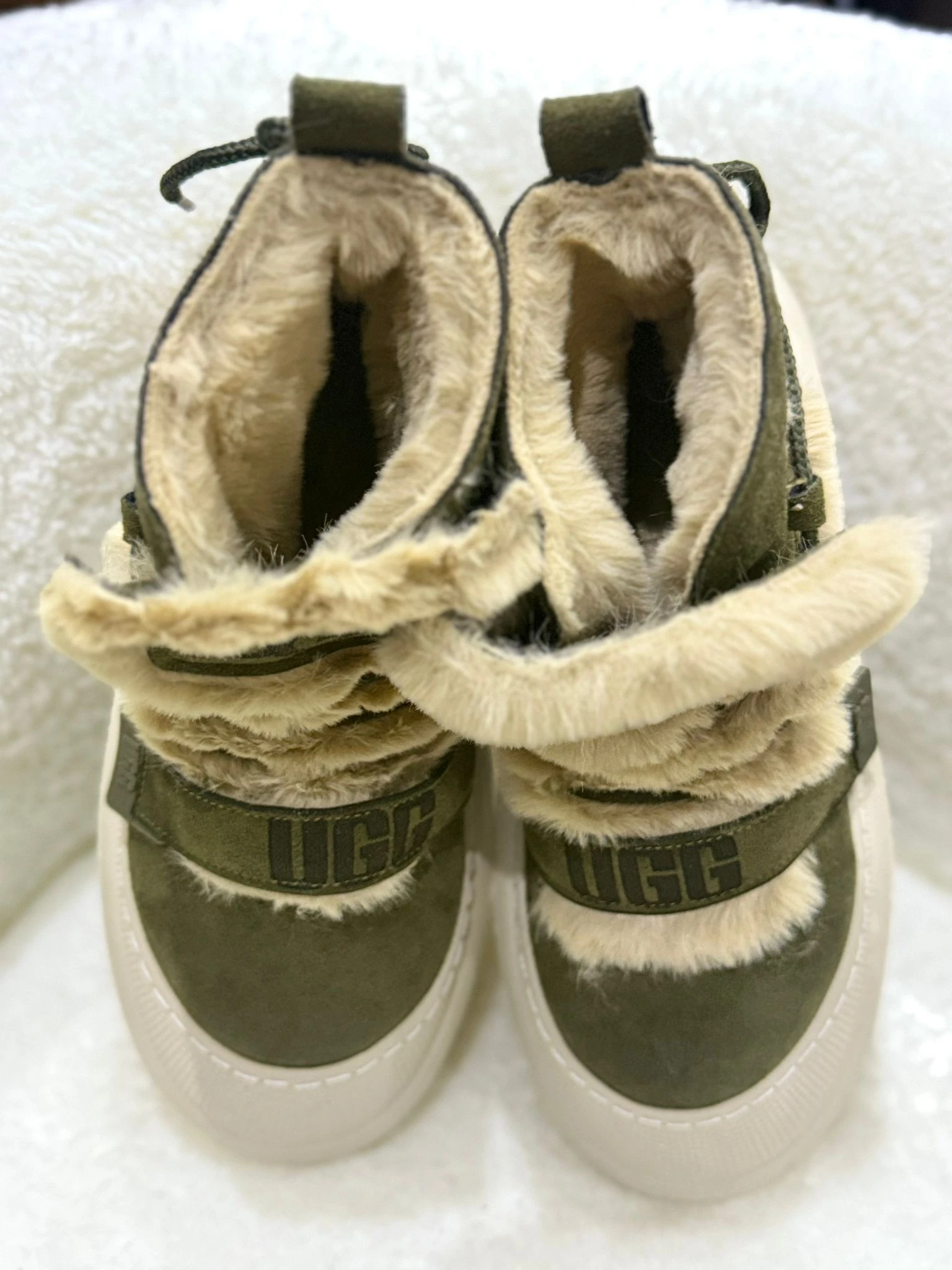 RA8019 Kürklü Haki Bot