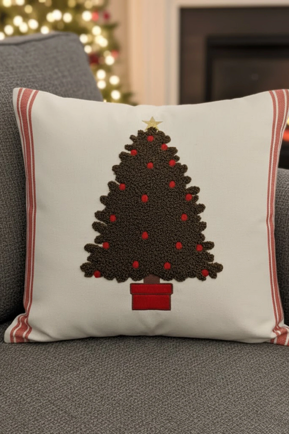 Yılbaşı - Noel Temalı Punch İşlemeli Dekoratif 2'li Kırlent Kılıfı , Neşeli Yıllar - Neseli-Yıllar-2-li