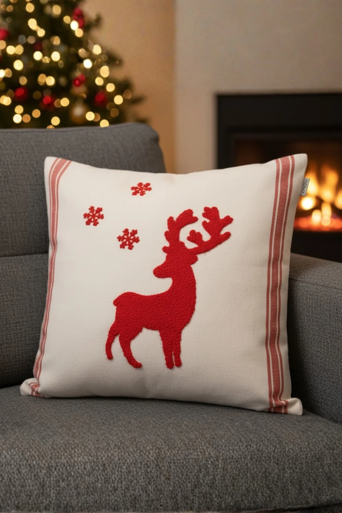 Yılbaşı - Noel Temalı Punch İşlemeli Dekoratif 2'li Kırlent Kılıfı , Neşeli Yıllar - Kis-Masali-4-lü