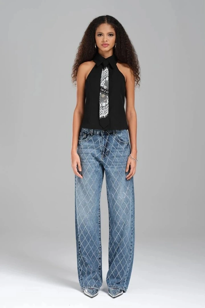 Kadın Kravat Detaylı Tasarım Bluz Büstiyer